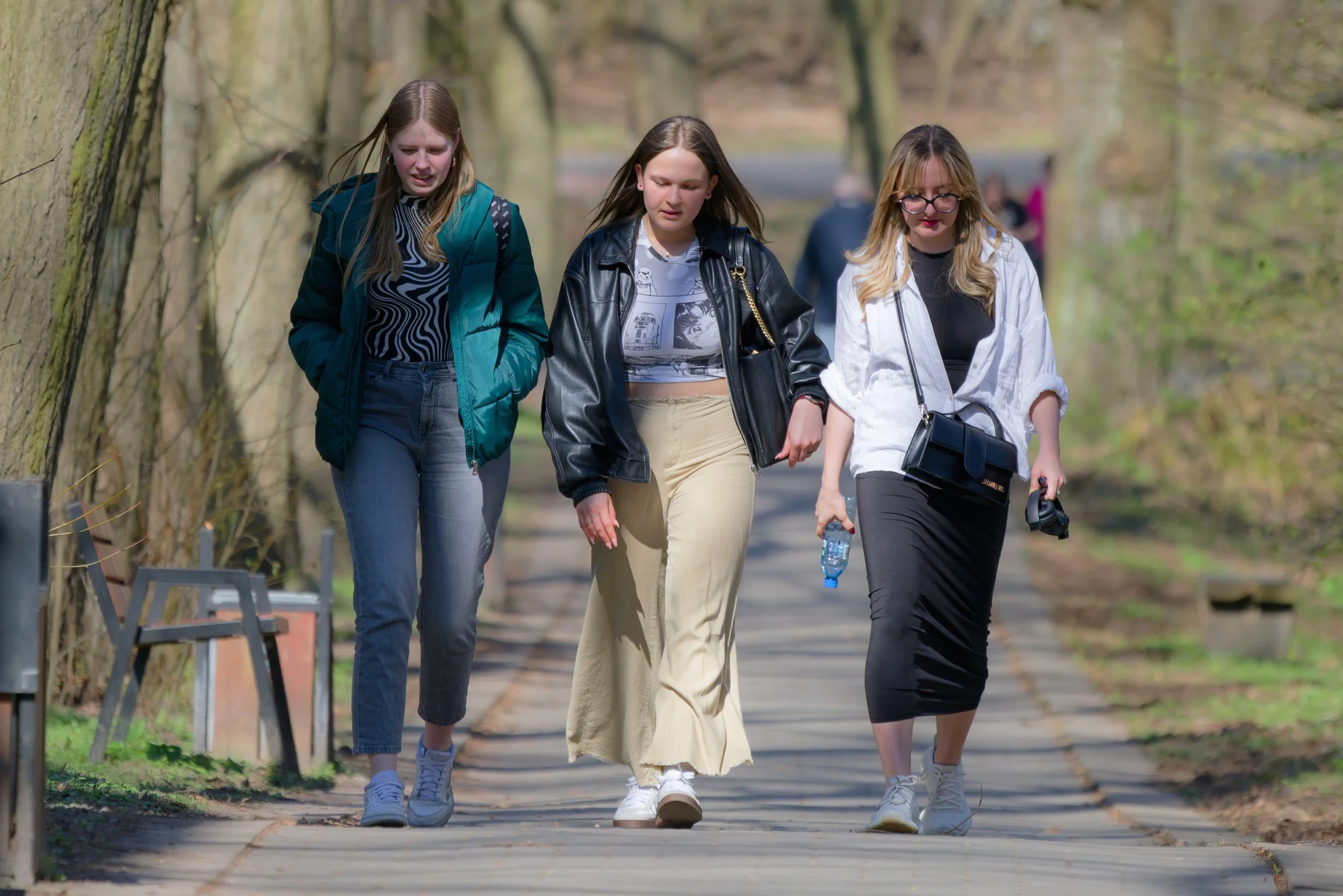 Strong Relationships, Stronger Health: How to Nurture Trust Without the Salesy Stuff