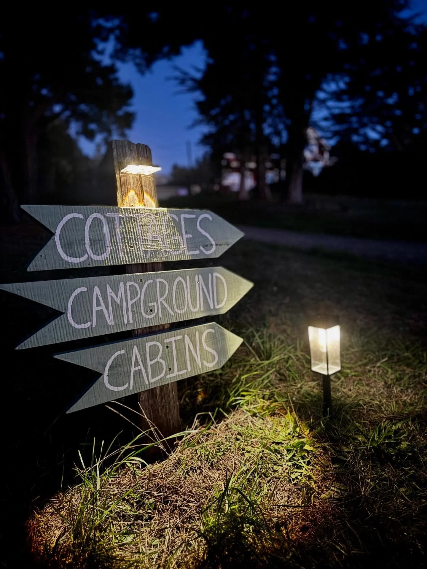 Did you know? ✨
Jug Handle Creek Nature Center offers super sweet lodging accommodations! ✨

From our iconic 1870s Farmhouse (sleeps 20) to our cozy rustic cabins, new cottages with decks overlooking the ocean, economical bunkhouse rooms, and a gorge