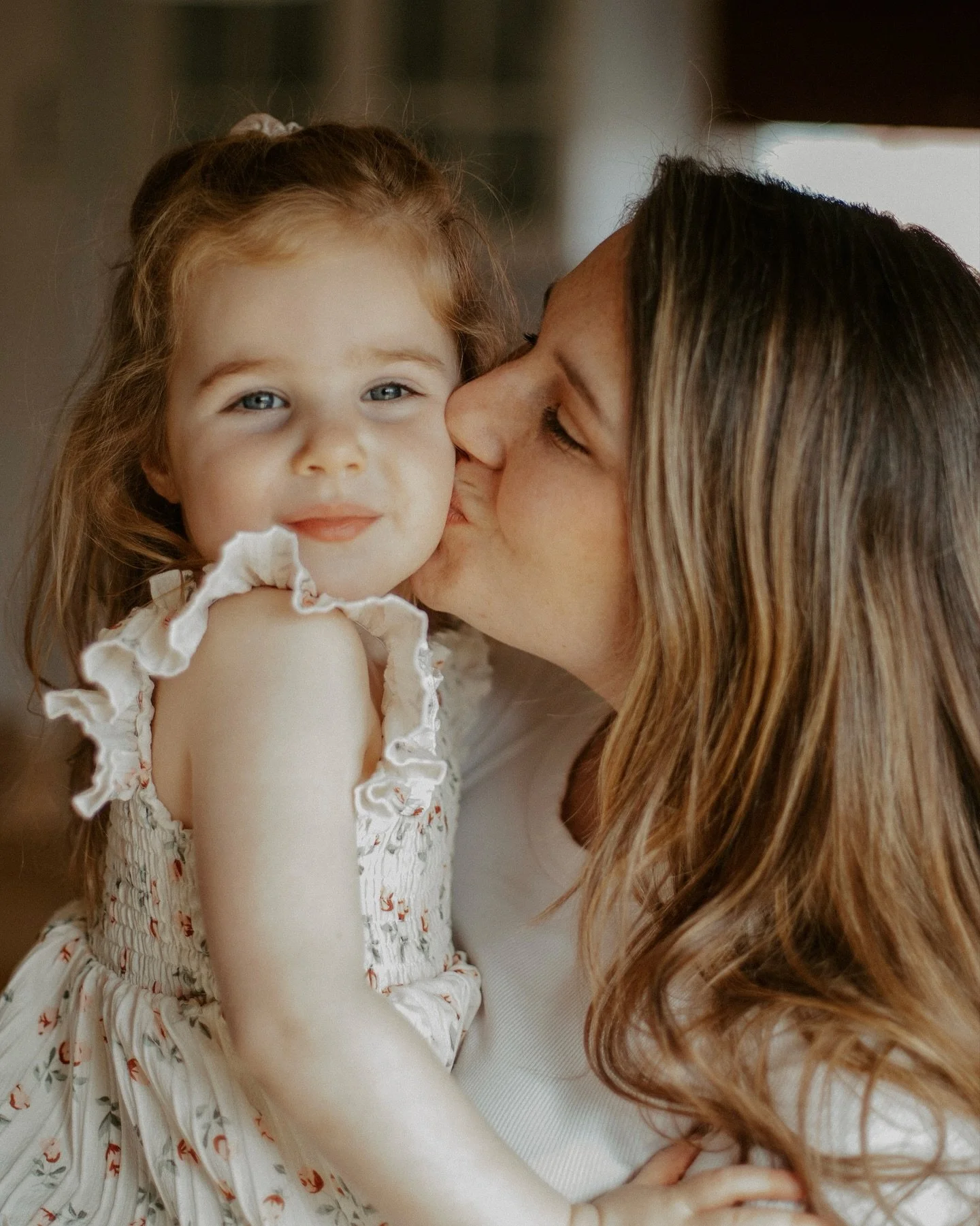 Getting to recreate photos from newborn shoots years later is the BIGGEST honor. It&rsquo;s also fun to see how my style has developed over the years 😉
.
.
.
.
.
.
Family Photography | Storytelling Photography | Dallas Photographer | Texas photograp