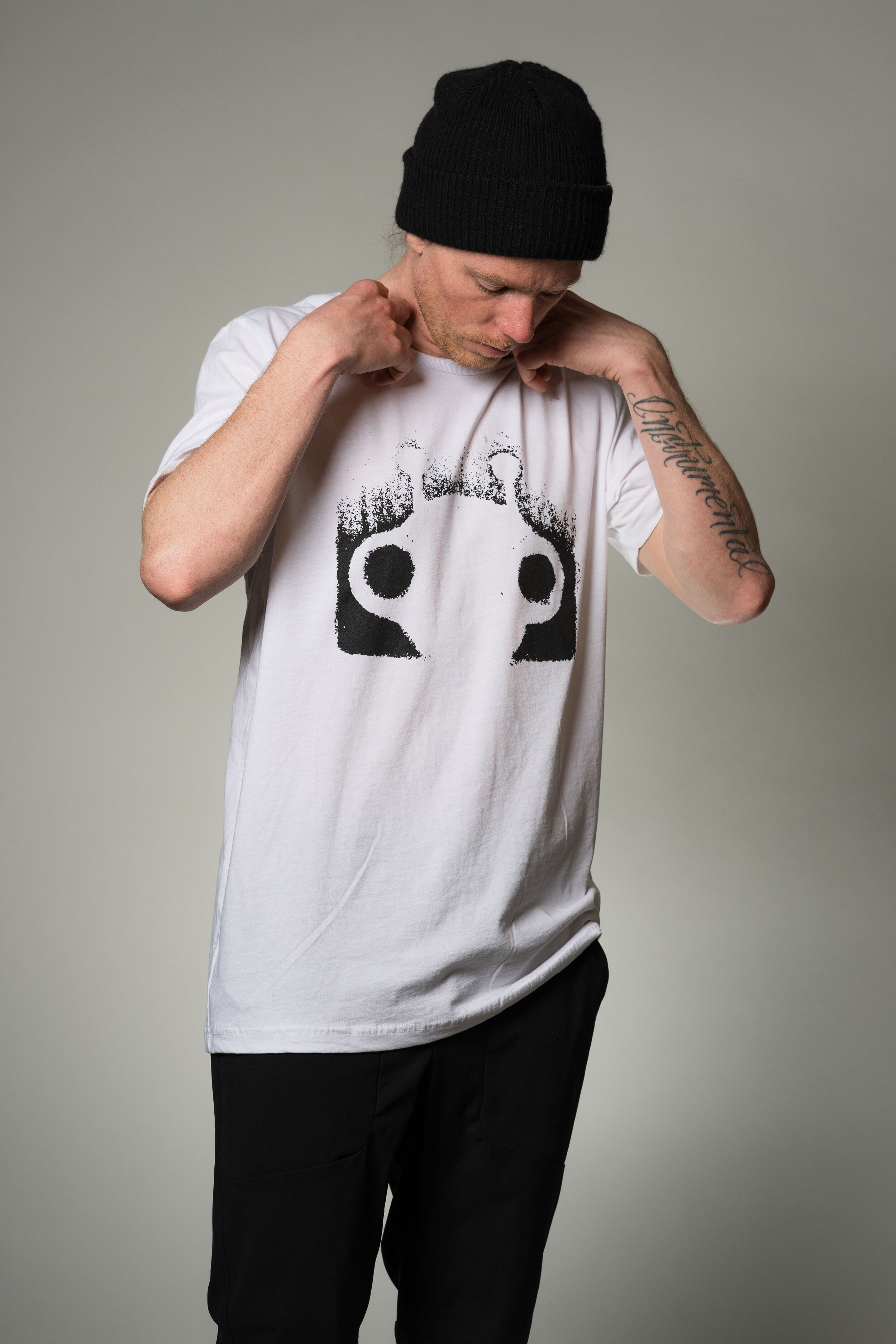 The SB Bot Head Tee | White