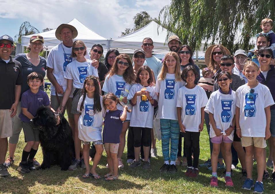 ��������-students-and-teachers-at-pci-global-Walk-for-Water-event.png