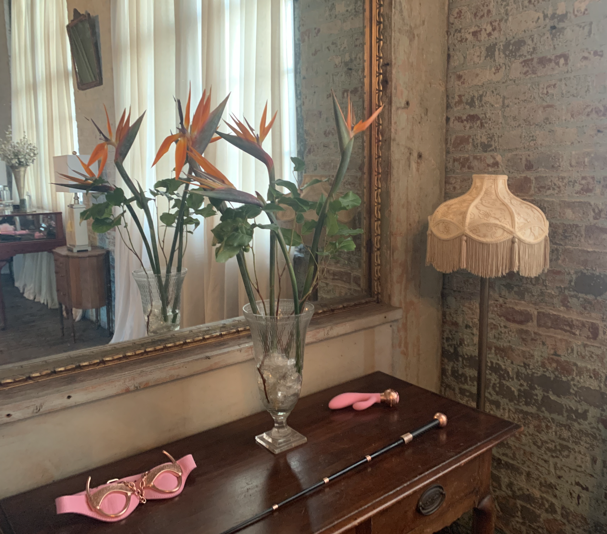 BONDING-tricia-peck-set-decorator-7.png