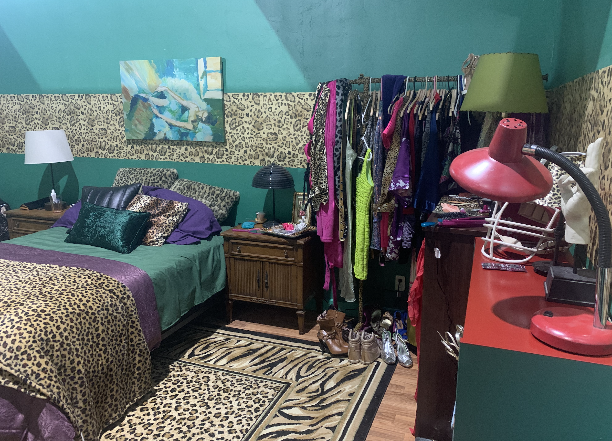 BONDING-tricia-peck-set-decorator-18.png