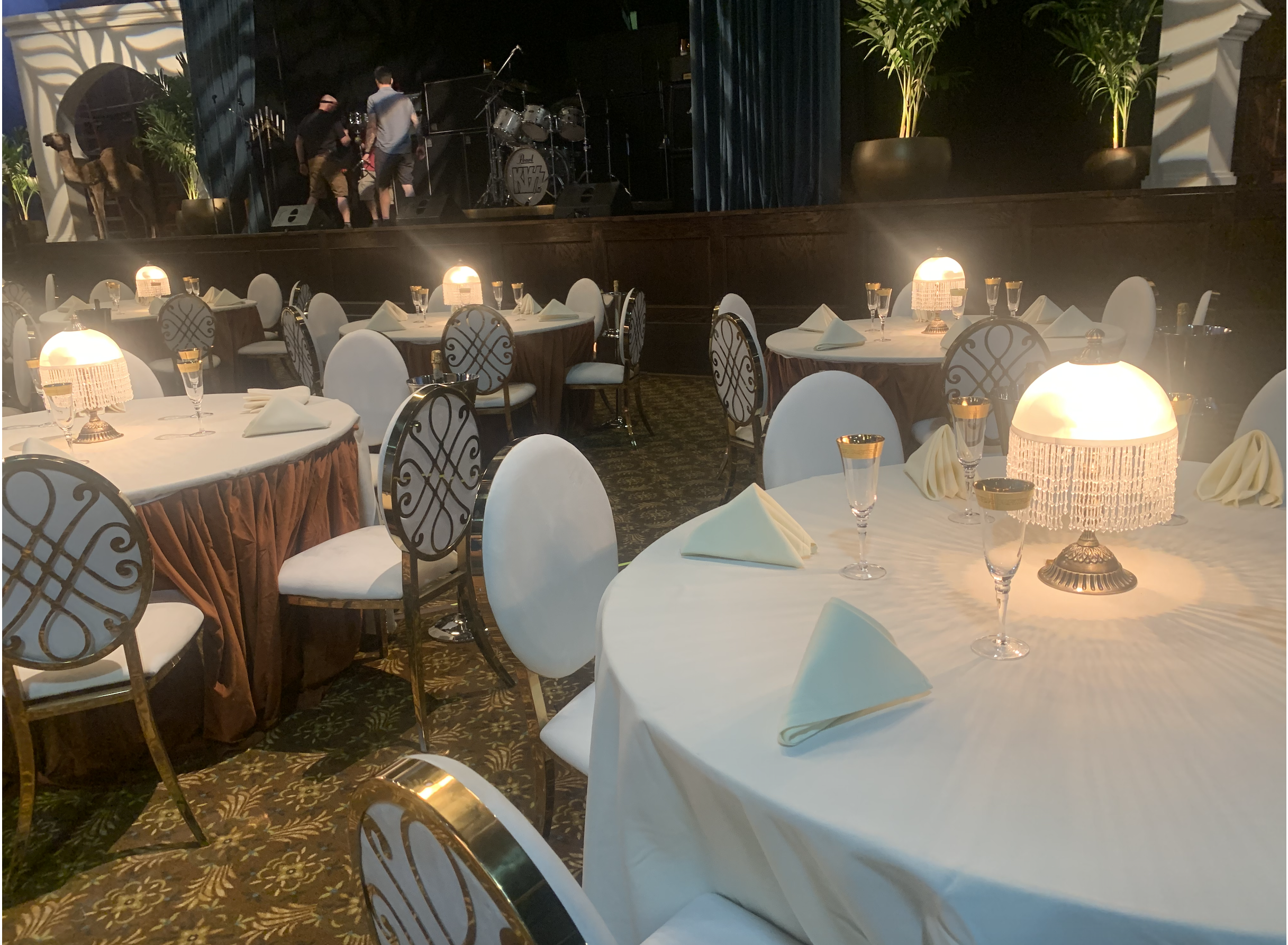 SPINNING-GOLD-tricia-peck-set-decorator-6.png