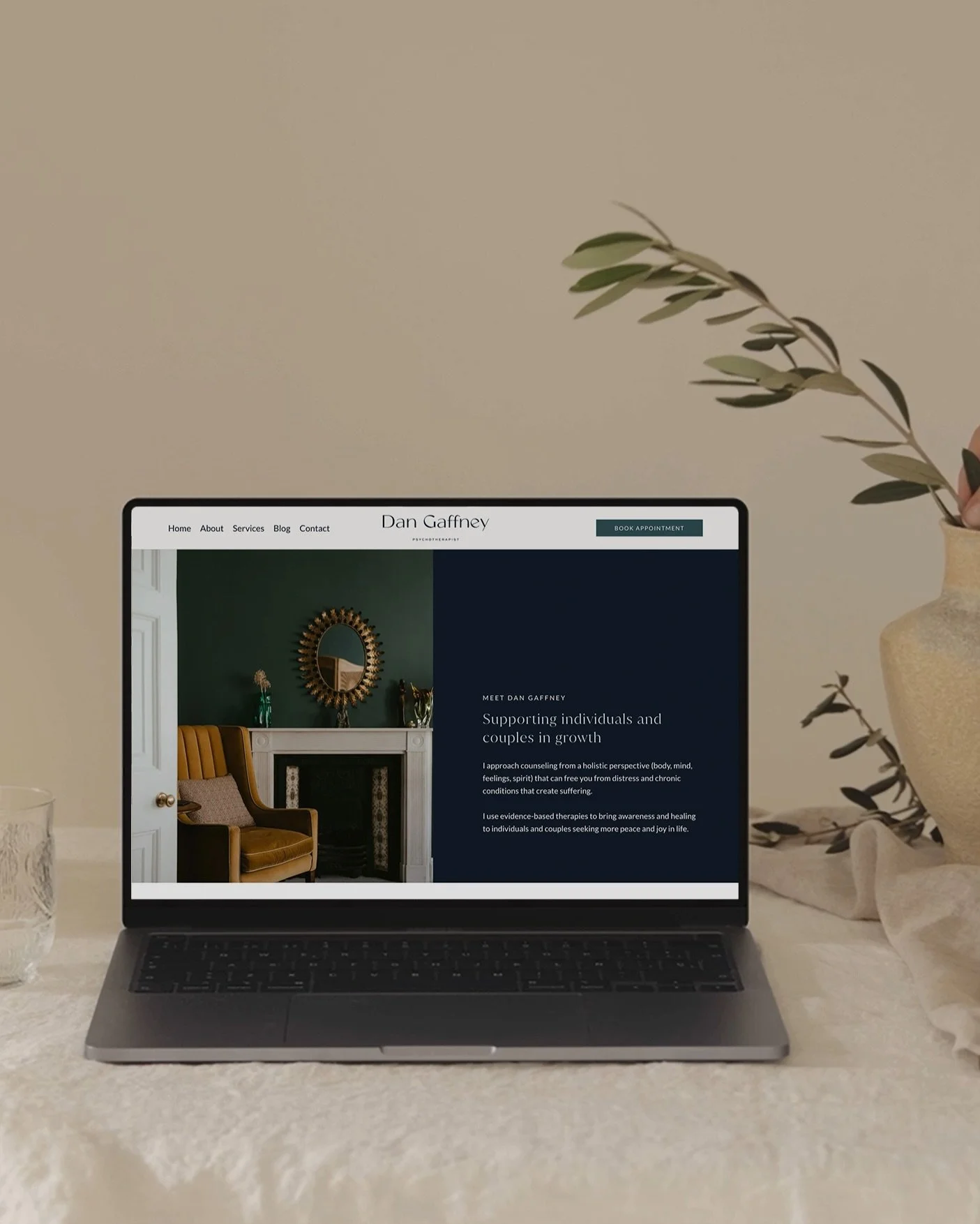 Another brand and website reveal from 2025! This one is for @dan.gaffney.psychotherapist &ndash; a registered psychotherapist based in the beautiful Blue Mountains, west of Sydney, offering individual therapy, couples therapy, and men&rsquo;s groups.