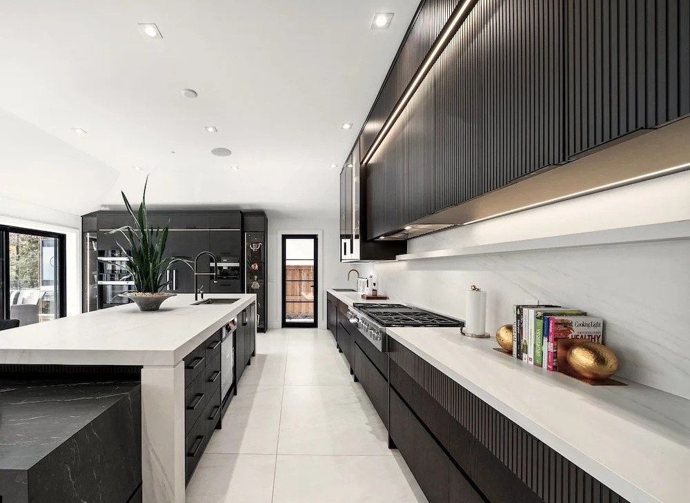 52-sunnydene-crescent-toronto-C12015162-18.jpg