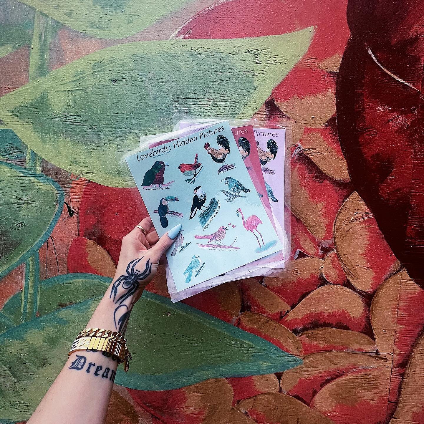 Dropped off some keys for the hidden love bird bbs! So much in motion right now, sometimes we&rsquo;ve gotta give ourselves a moment to smell the flowers 🌺 
.
.
.
P.S. big tings on theeee way!!! Save the date: Sept 25th 👀