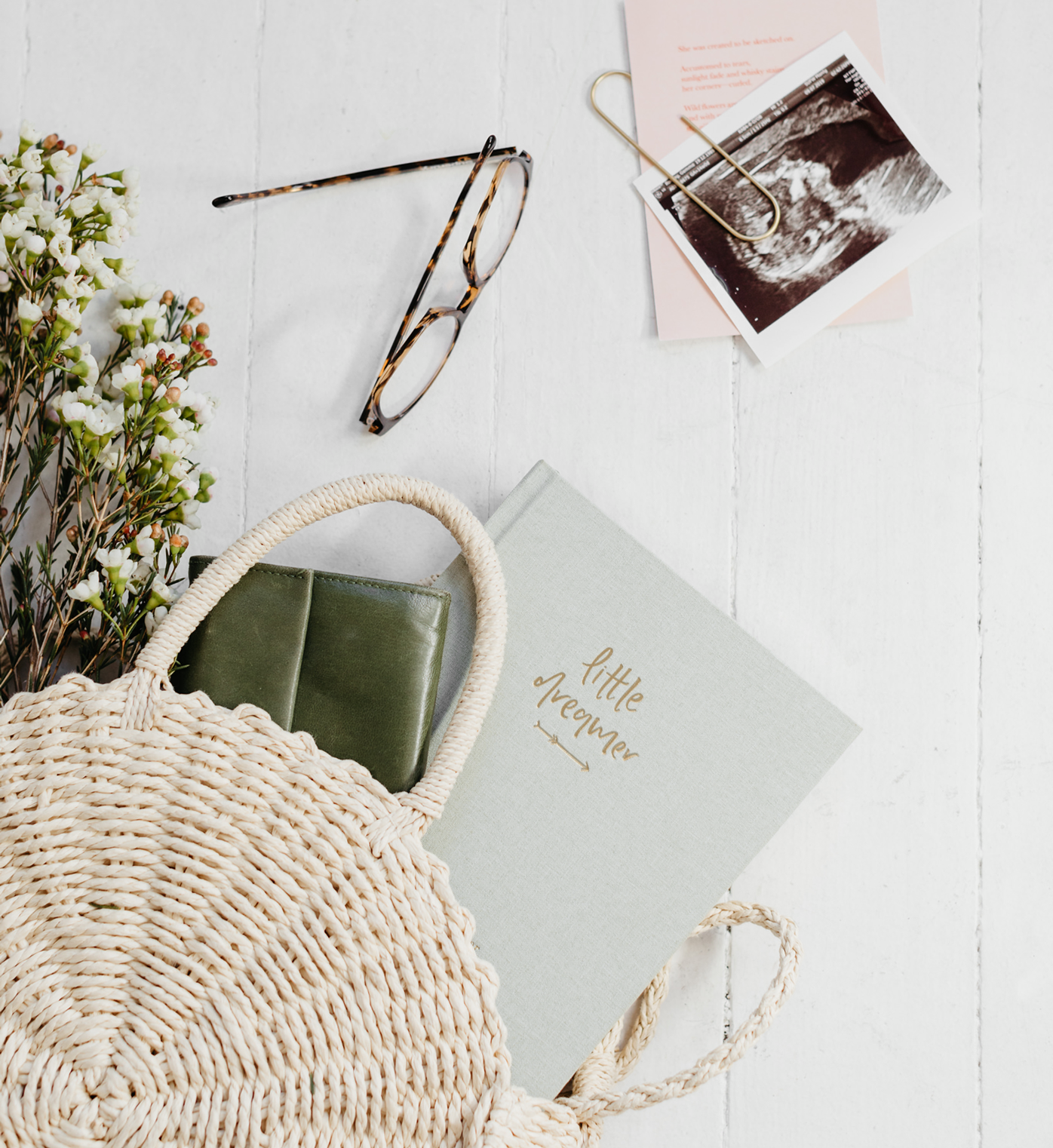 EKCo_Website_ImageTemplate_Shopify_BabyJournals_72DPI_SageStyled_1.png