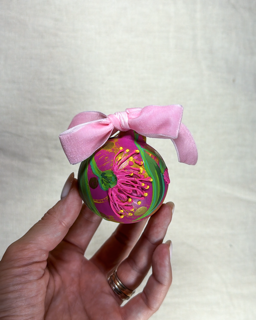 Handpainted christmas bauble by Australian artist Pippy Sheehan4 Small.png