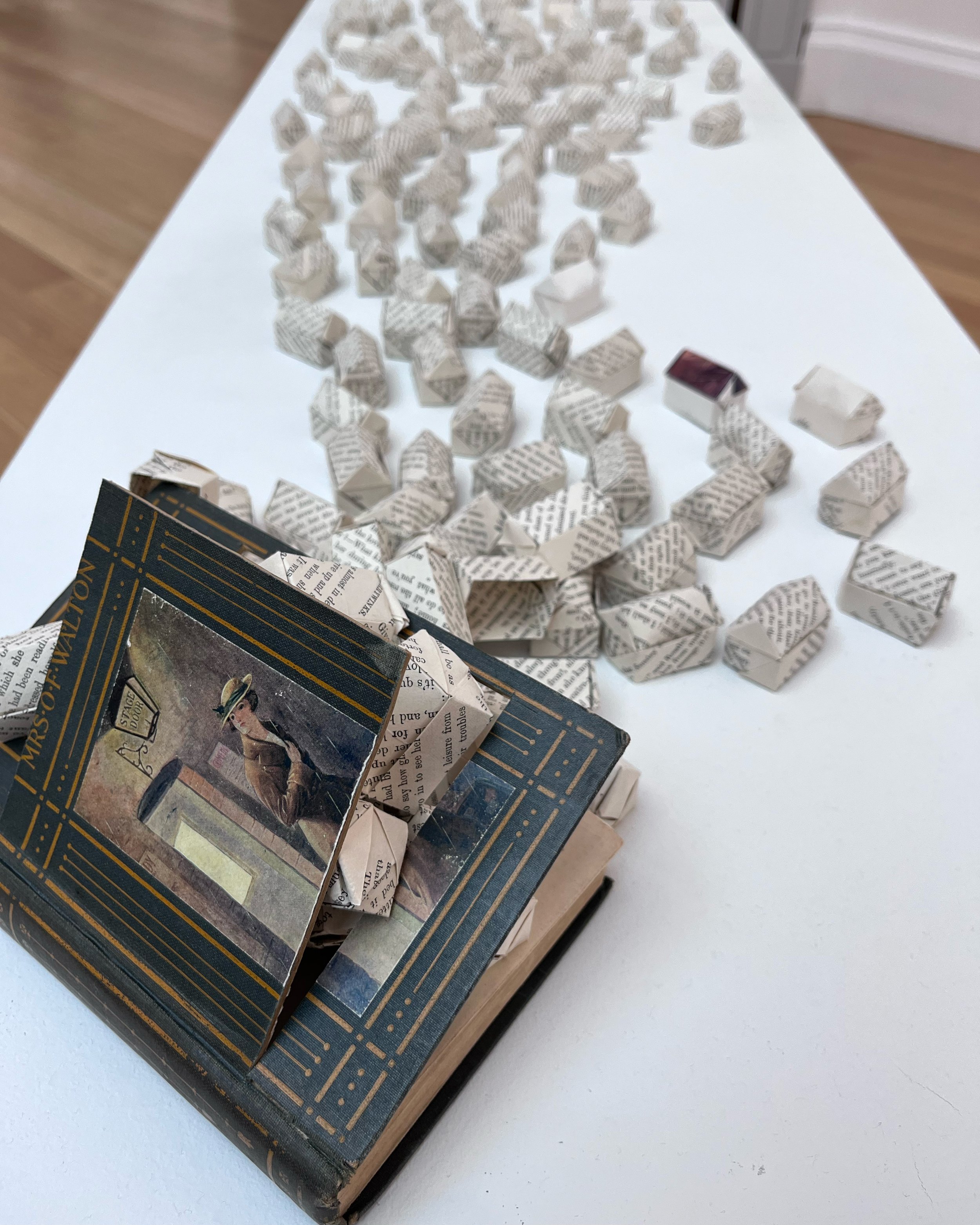 To Kitty with love - installation