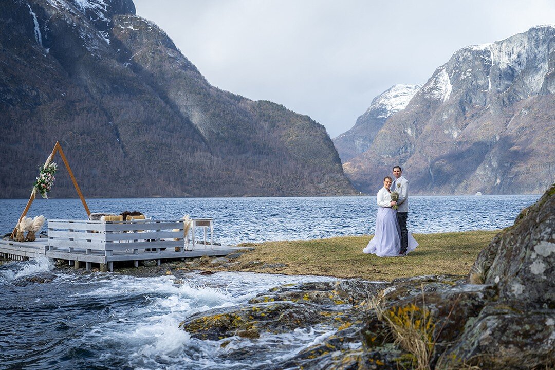 This week's elopement of Penelope &amp; Chris photographed by our light master colleague @mashakartphotography covering for my paternity leave.

🏆Winner of Best Elopement Venue 2024

#best_elopement_venue_2024
#fjordwedding #fjordelopement
#elopenor