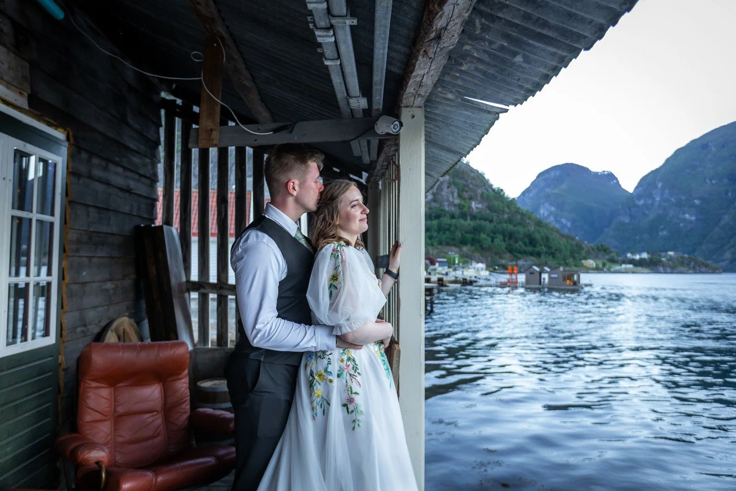 Real love. Real stories. Real fjords.

Fjord Weddings &amp; Elopements makes weddings that feel like you. Magical. Your laughter echoes across the water, and every moment is captured with care.

Ready to create your own unforgettable story? Message u