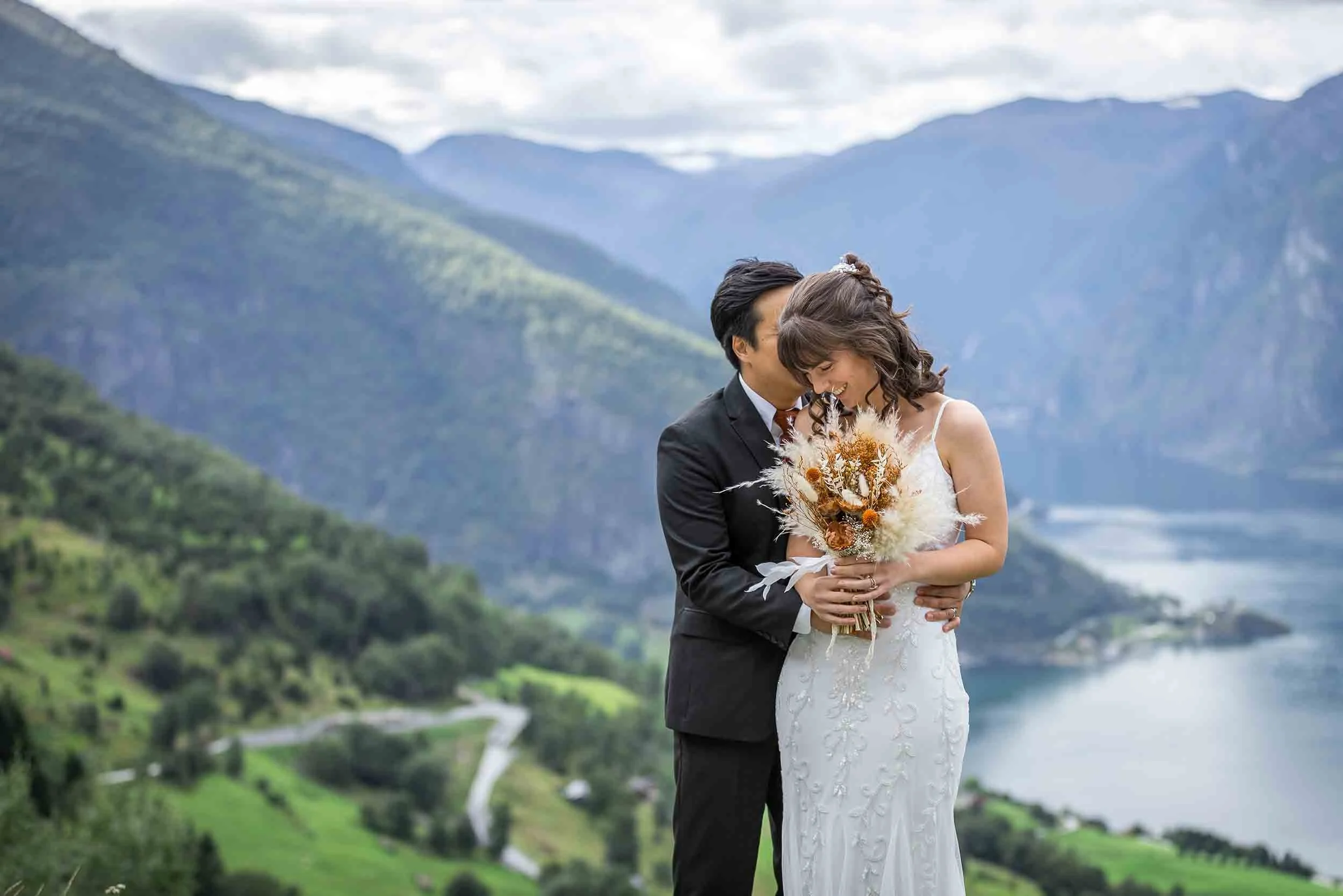 200+ Inspiration Ideas For Planning Your Fjord Wedding In Norway ...