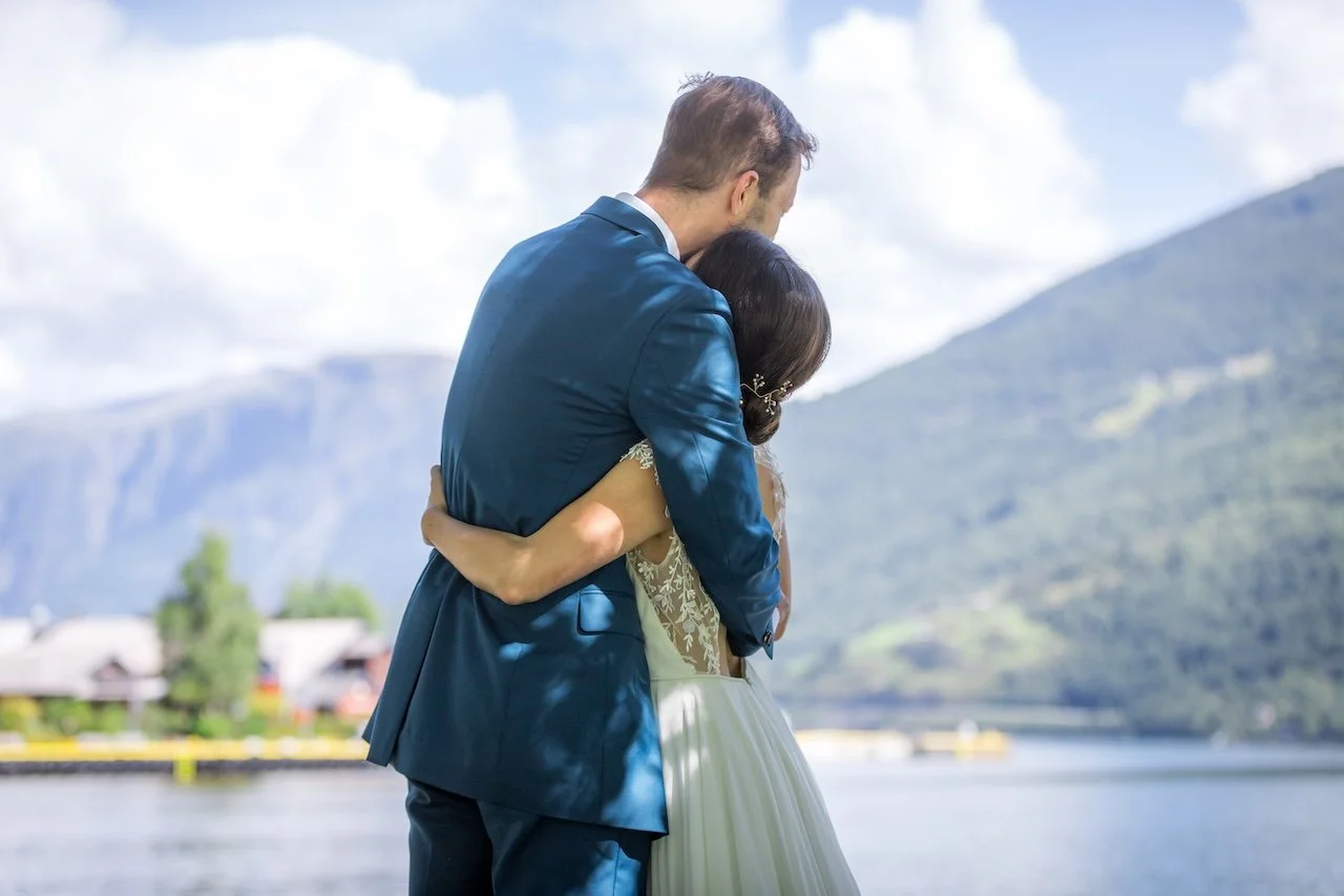 adventure elopement Norway