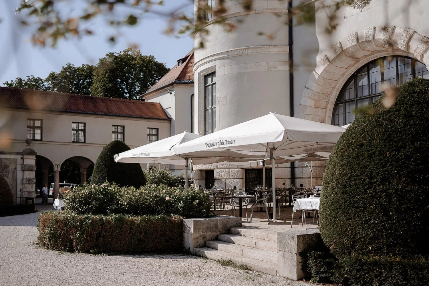 Außenbereich vom Restaurant am Nationalmuseum als Hochzeitslocation in München