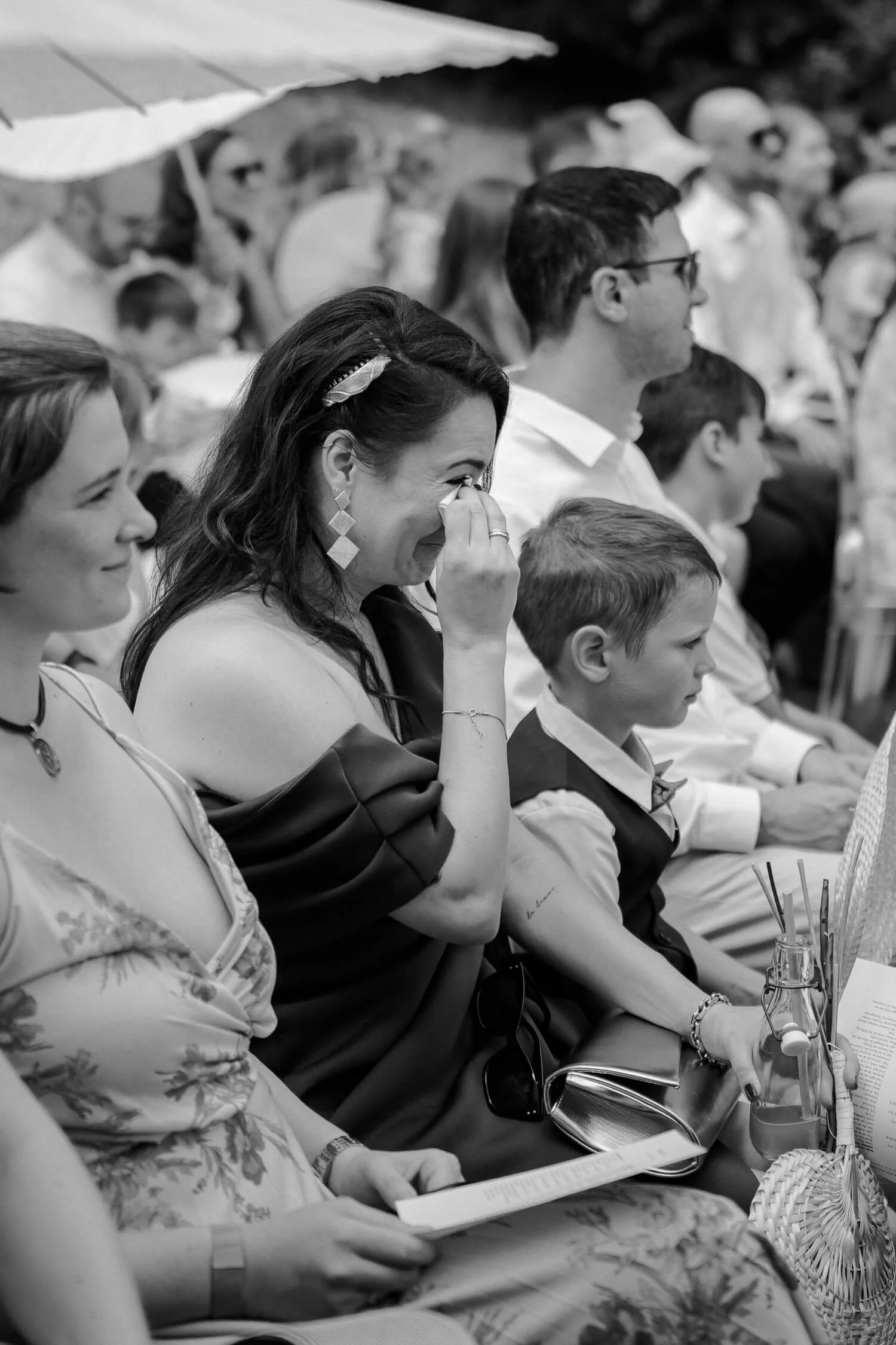 Wedding photographer Munich – emotionaler Gast bei freier Trauung im La Villa
