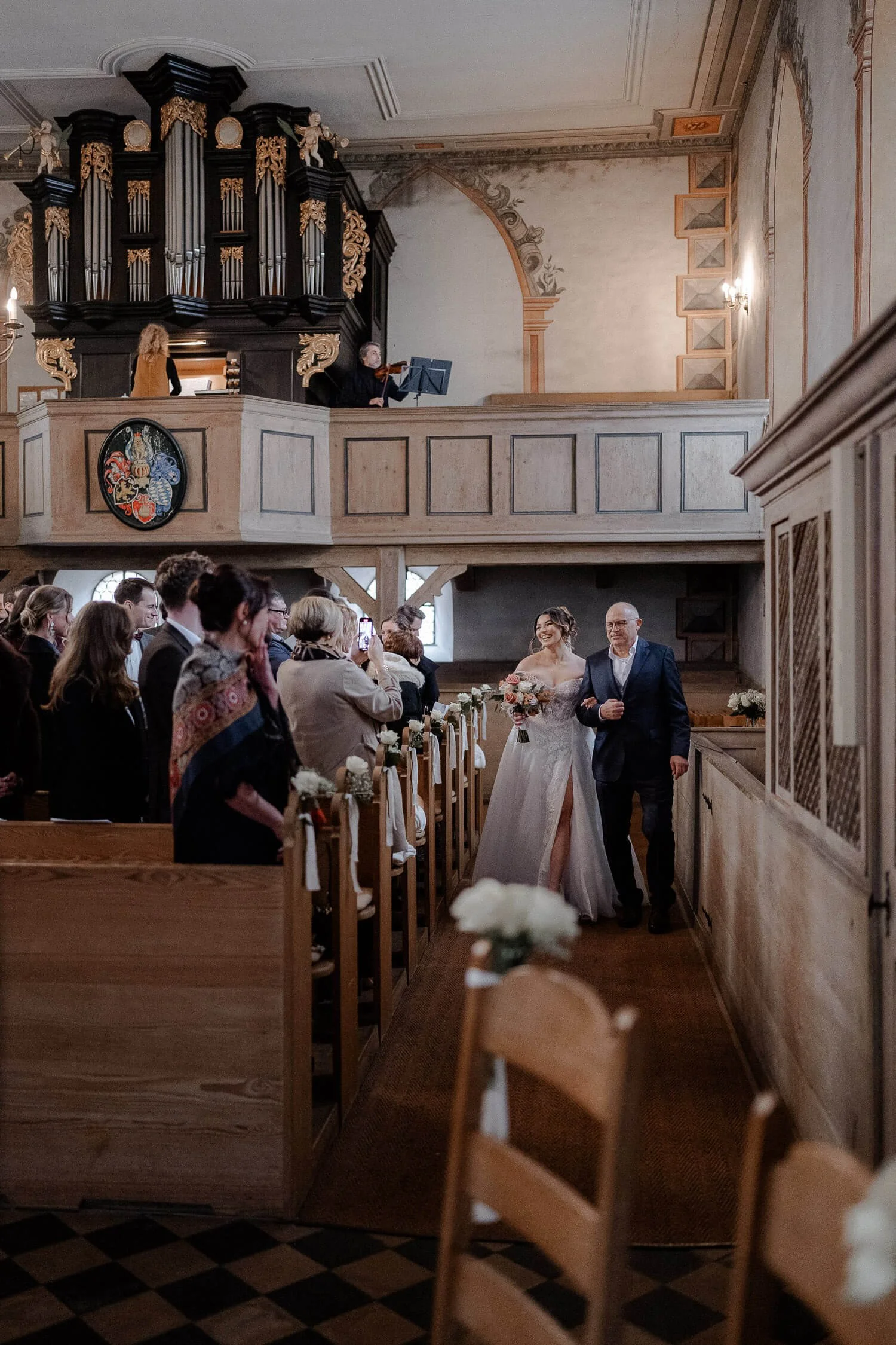 Einzug in der Kirche