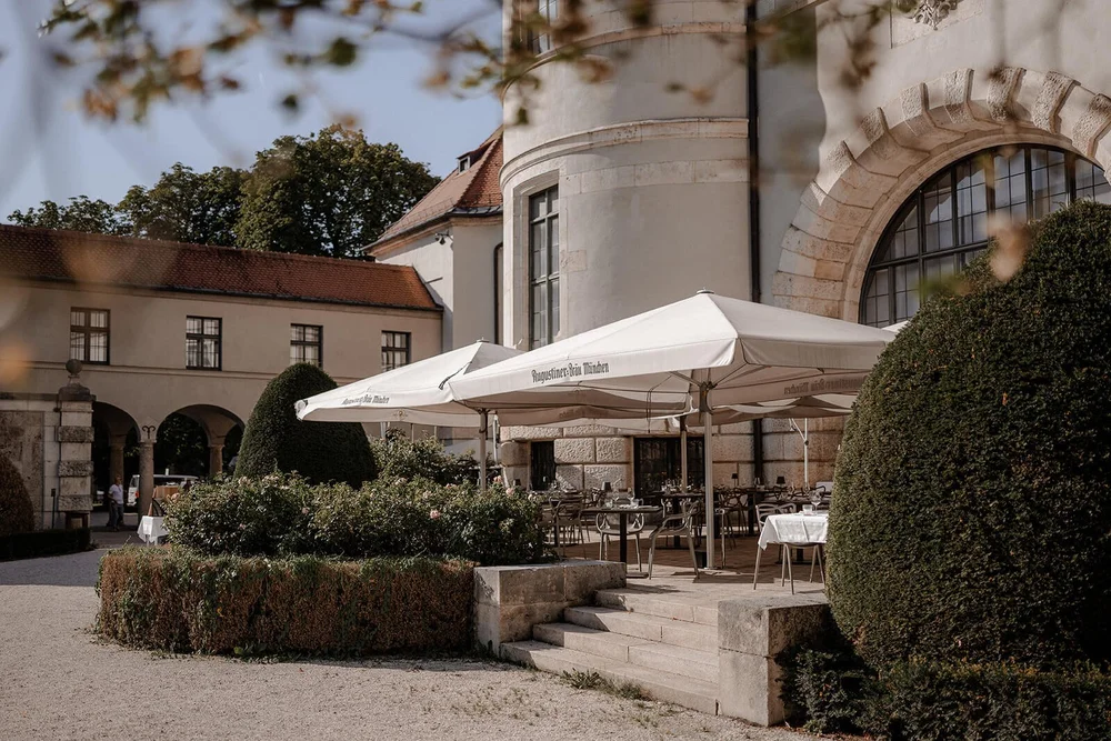 Außenbereich vom Restaurant am Nationalmuseum als Hochzeitslocation in München