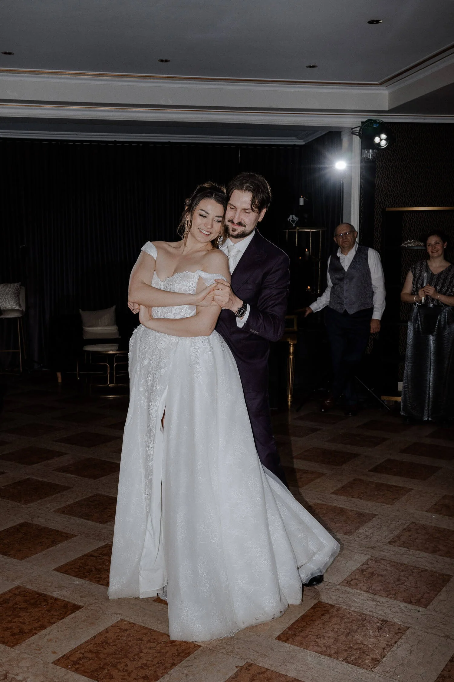 First-Dance-Wedding-Couple-Morrhof.jpg