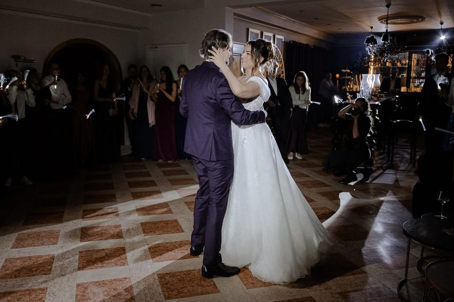 First Dance – Brautpaar im Spotlight, Gänsehaut-Moment