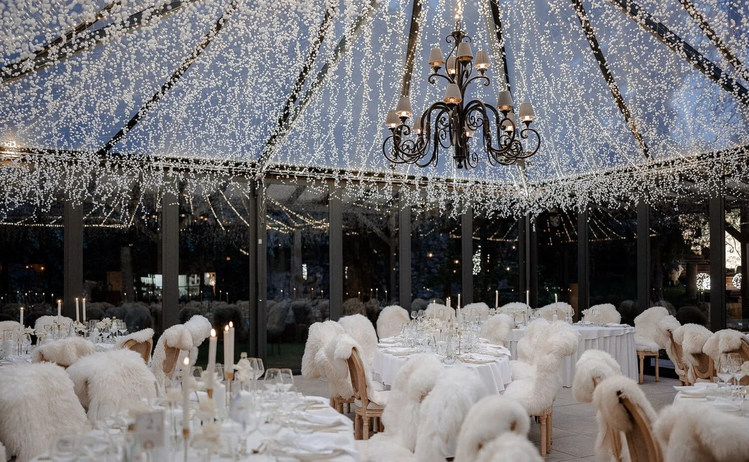 Gläserner Pavillon &amp; Lichterketten – Dinner unter Sternen im Morrhof