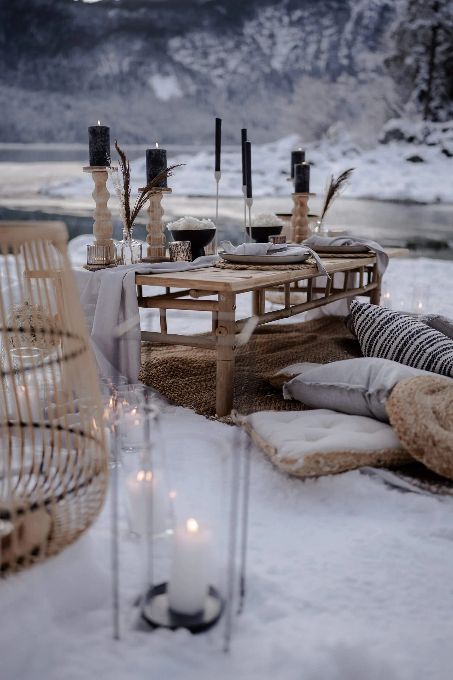 Elopement-Schnee-Eibsee-Table-Setting.jpg