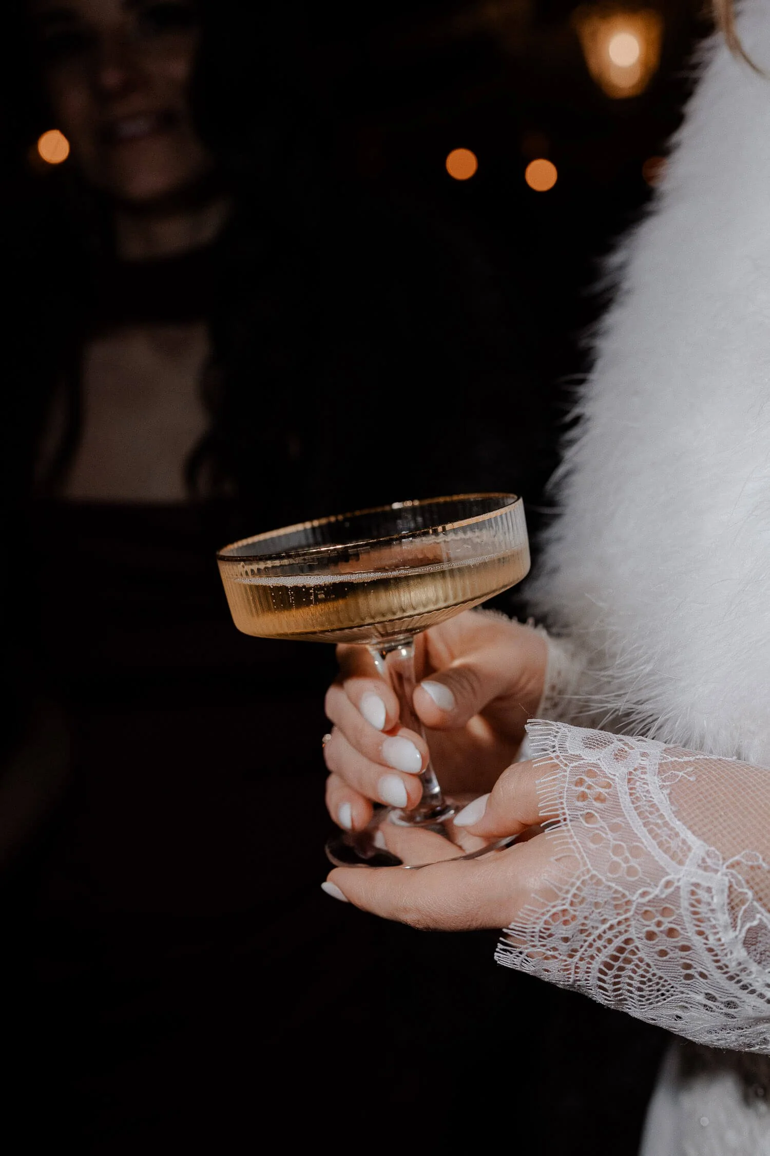 Champagner in der Hand – stilvoller Empfang