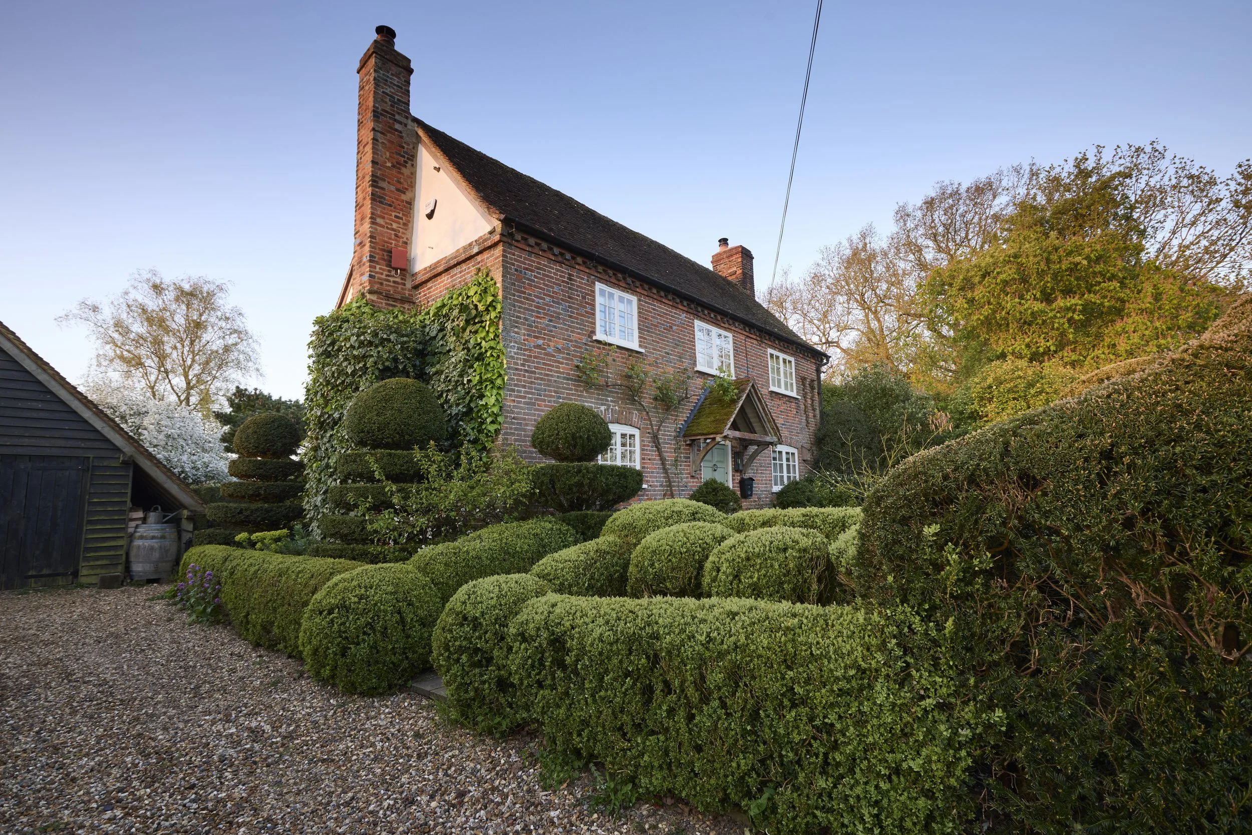 260422_Rustling_End_Herts_Spring_00035.jpg