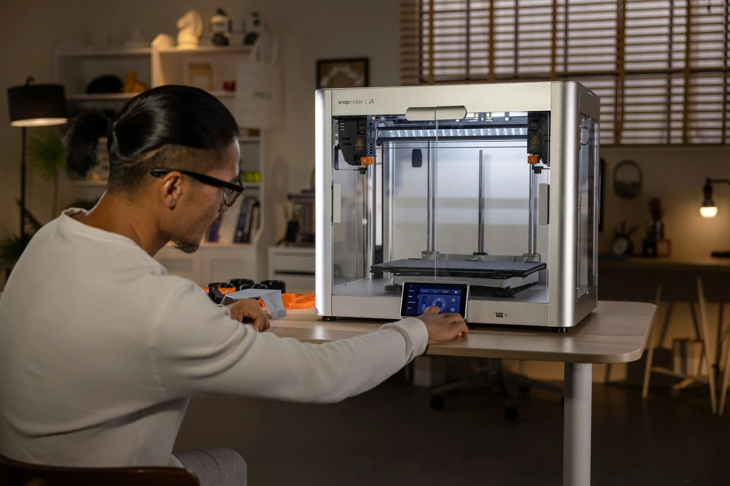 snapmaker-3d-printer--J1XrvR6xHI-unsplash.jpg