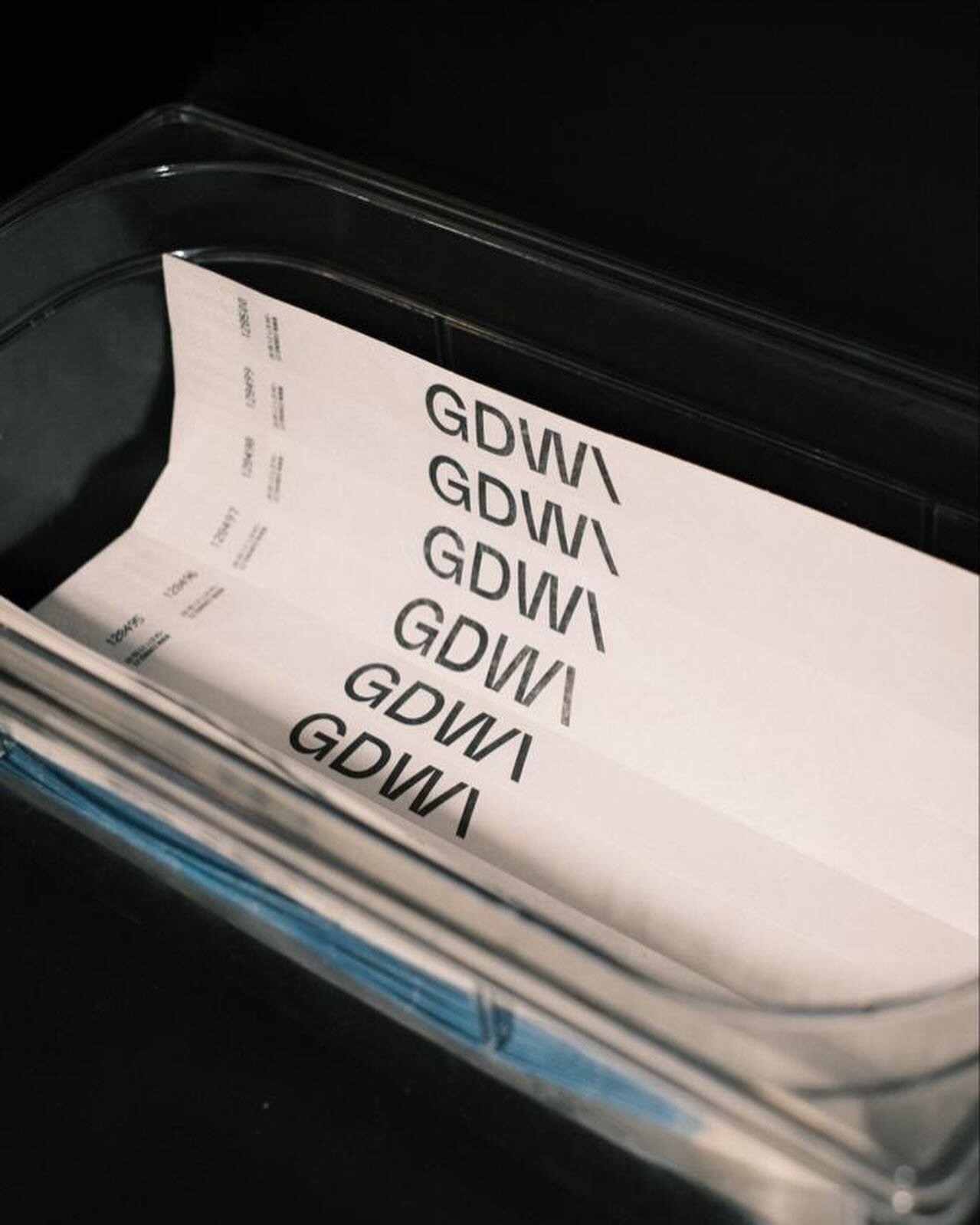 🤍 GDW\ 23

A&iacute;nda recompo&ntilde;&eacute;ndonos destes 3 d&iacute;as. Por onde comezar? O deste ano foi especialmente xenial!

Dende Galicia Design Week e @followcreativeagency damos grazas infinitas &aacute;s m&aacute;is de 1.000 persoas que 