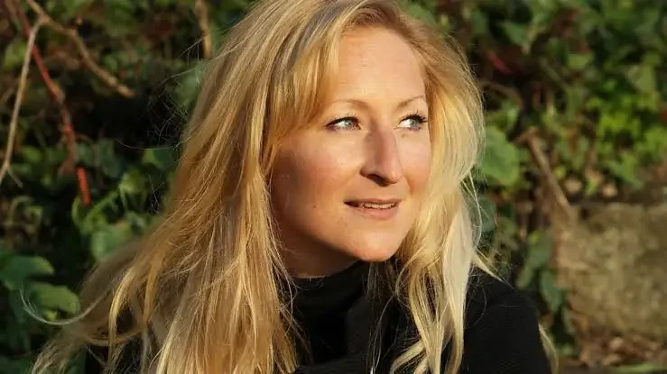 Emma Cowell posts her thoughts on coming to Domnista in June