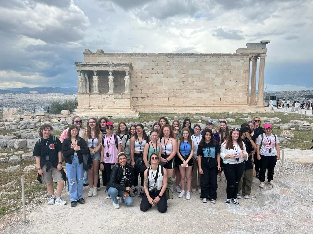 Caryatids and group Acropolis.jpeg