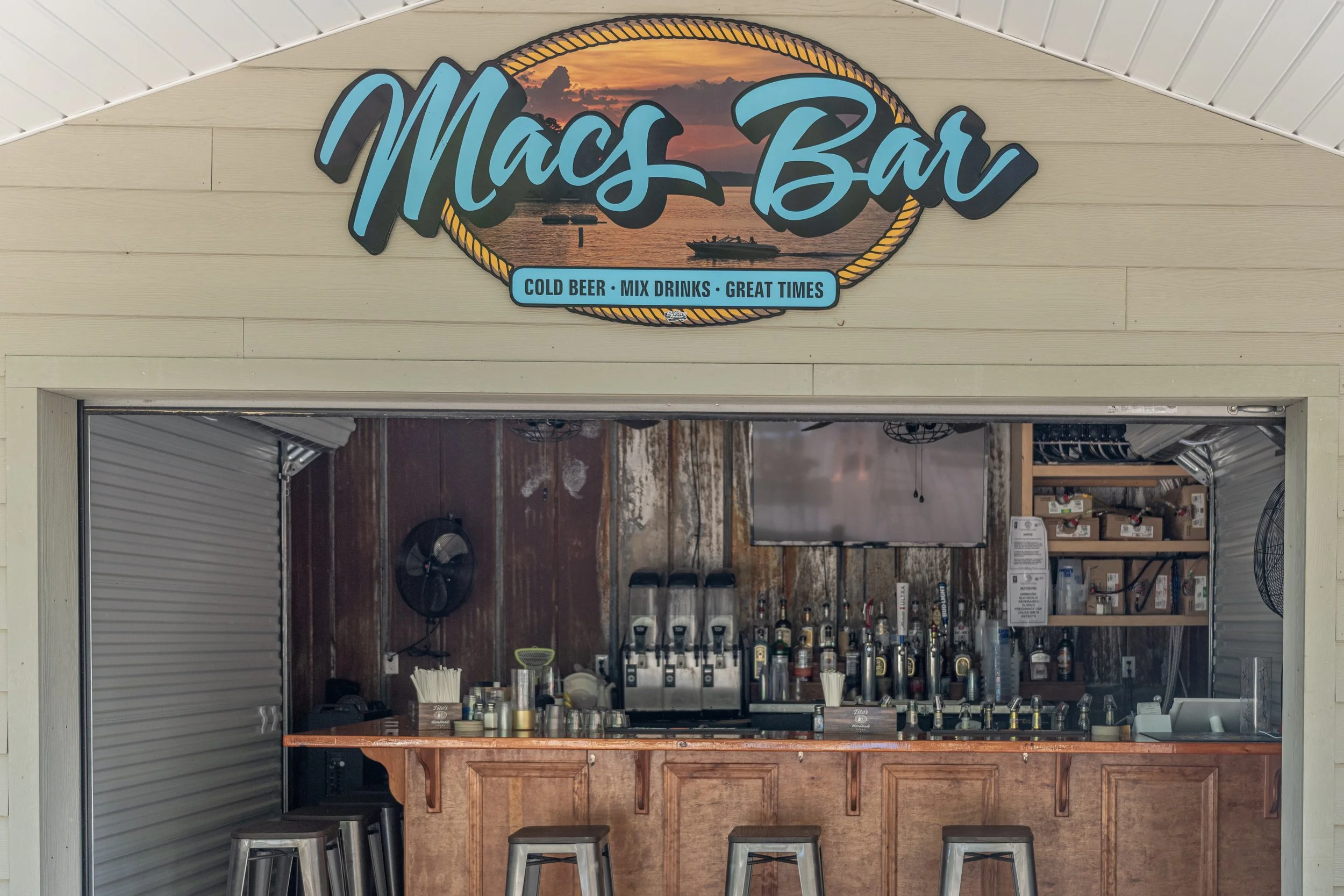 Williemacs Gallery — Soap Creek Marina