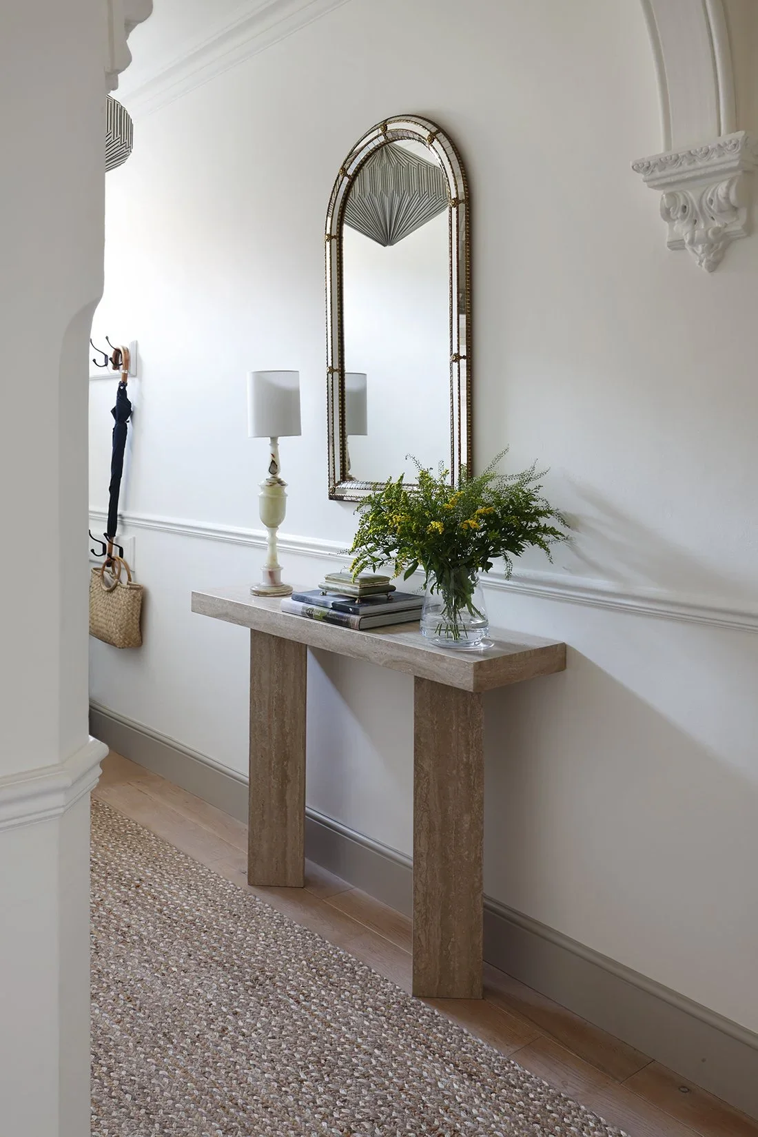 Studio+Anton-interiordesign-Cambridge-Alexandra+Gardens-hallway.webp
