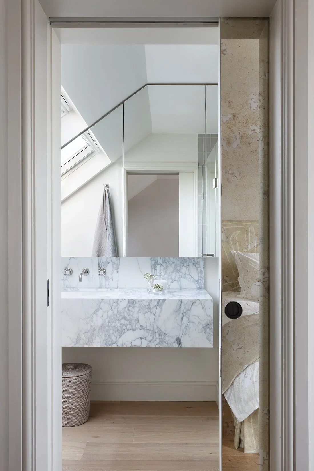 Studio+Anton-interiordesign-Cambridge-Alexandra+Gardens-en-suite-1 (2).webp