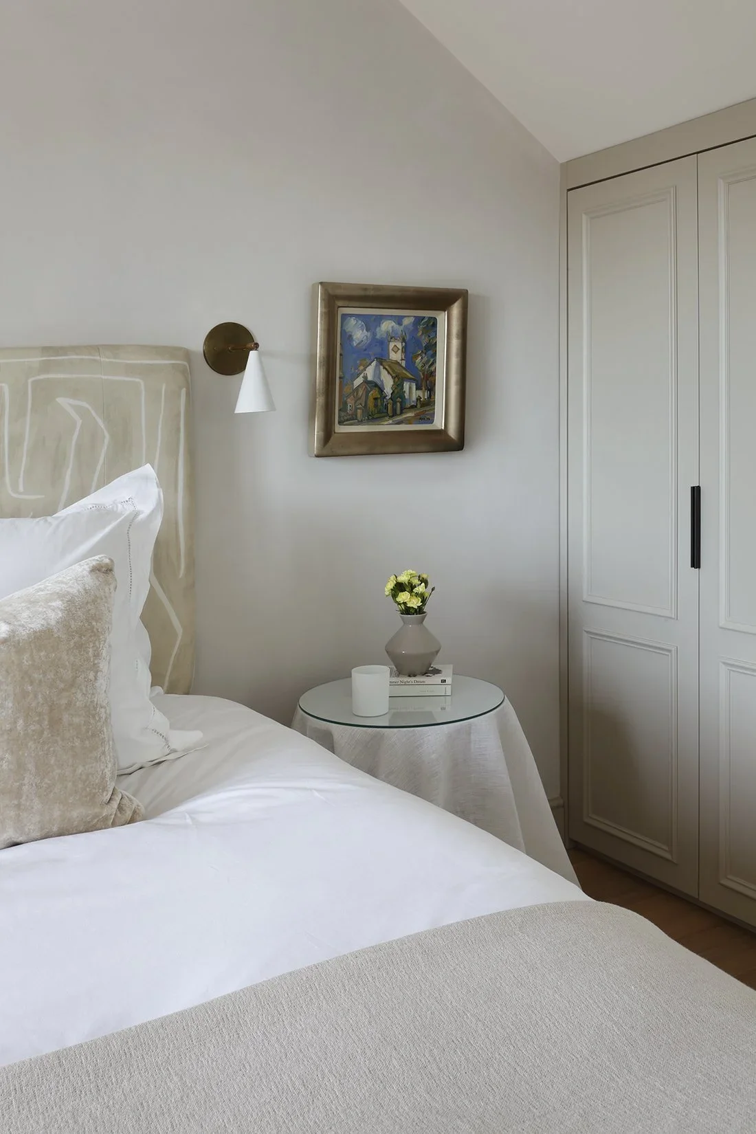 Studio+Anton-interiordesign-Cambridge-Alexandra+Gardens-bedside-1.webp
