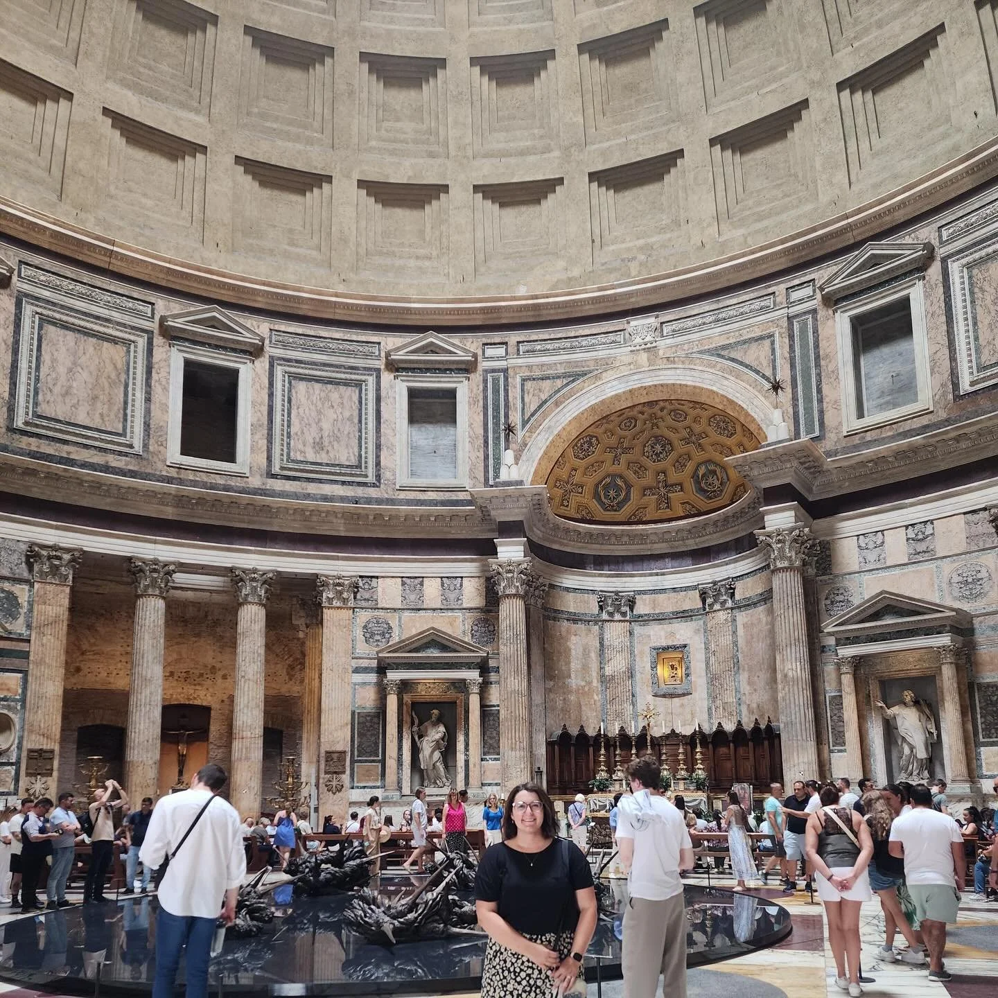 It&rsquo;s been a few months, and I am still trying to find the words to express Italy. 

So, I thought I&rsquo;d share some of our fun and quirky architectural finds, from ancient ruins, medieval wine windows, and drinking from fountains!!! 

(Fun f