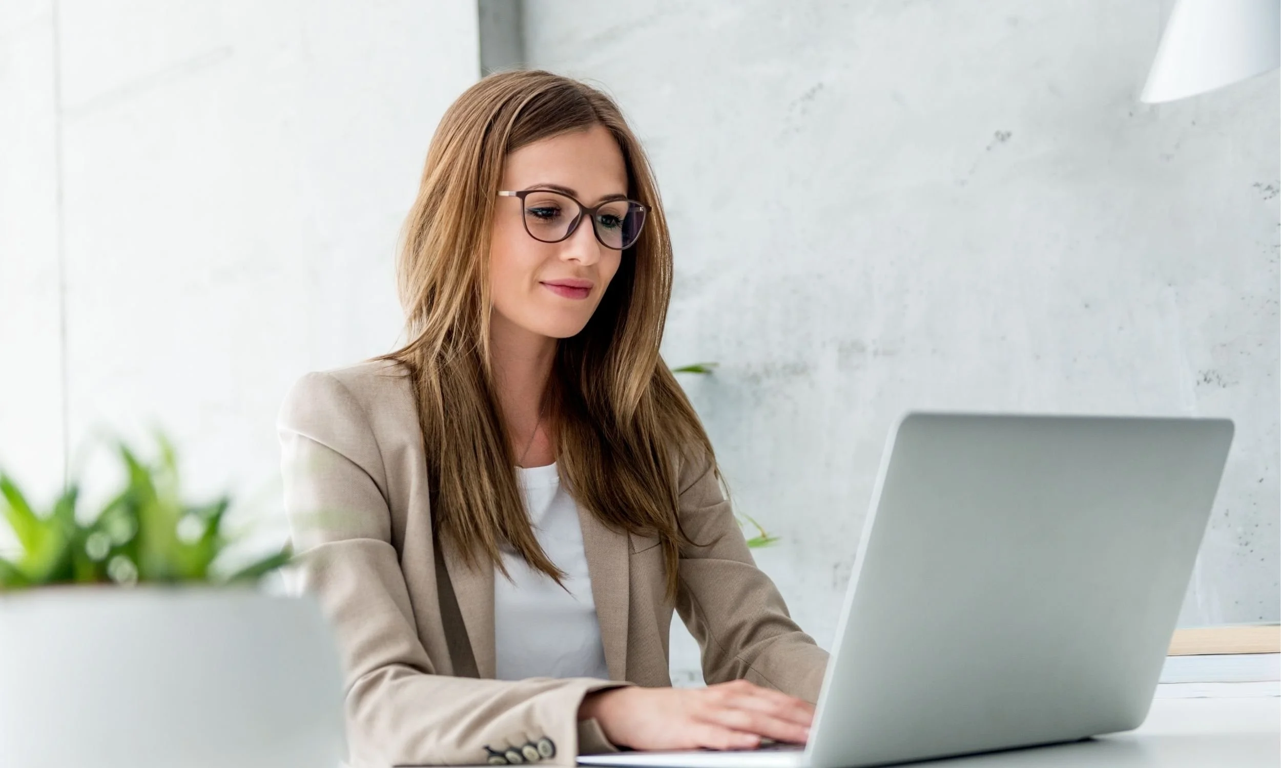 What Does a Virtual Executive Assistant Do?