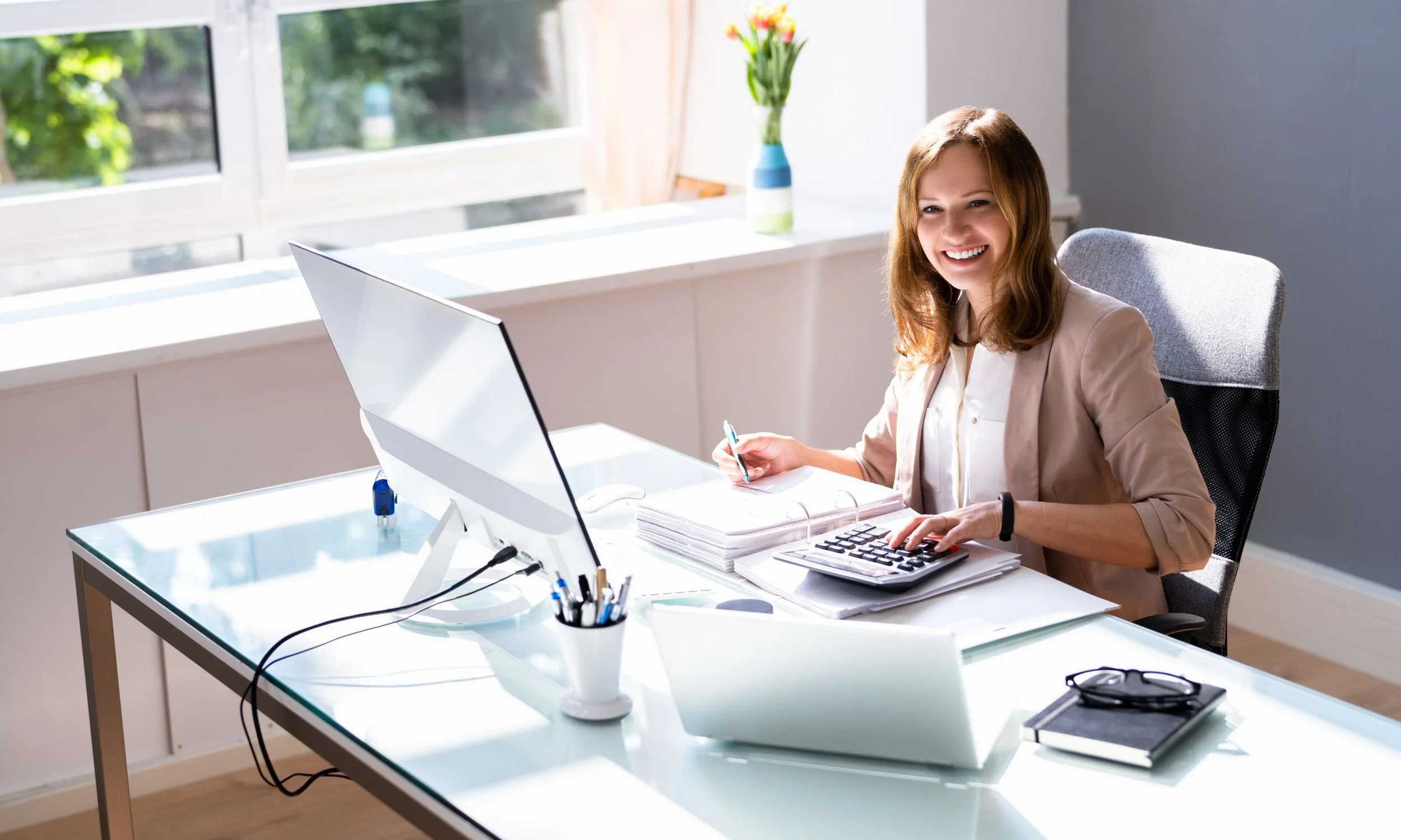 Executive Assistant Expense Management at Desk