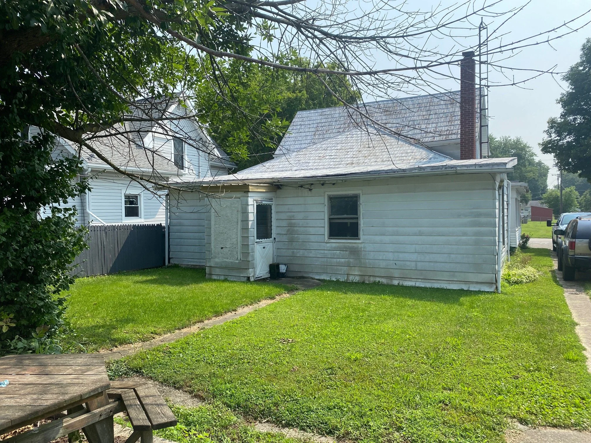 “FIXERUPPER” REAL ESTATE AUCTION — Muncy & Associates