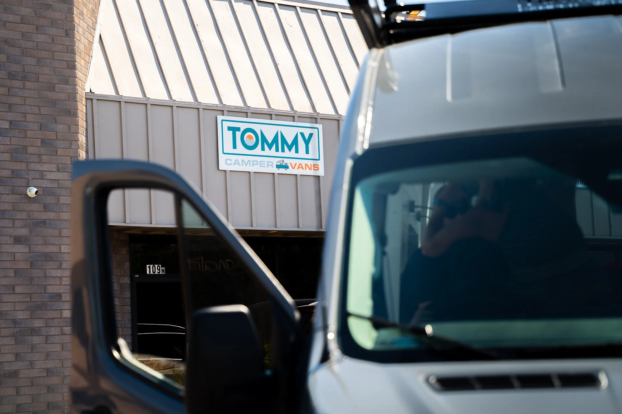 Tommy Van_Karl-15.jpg