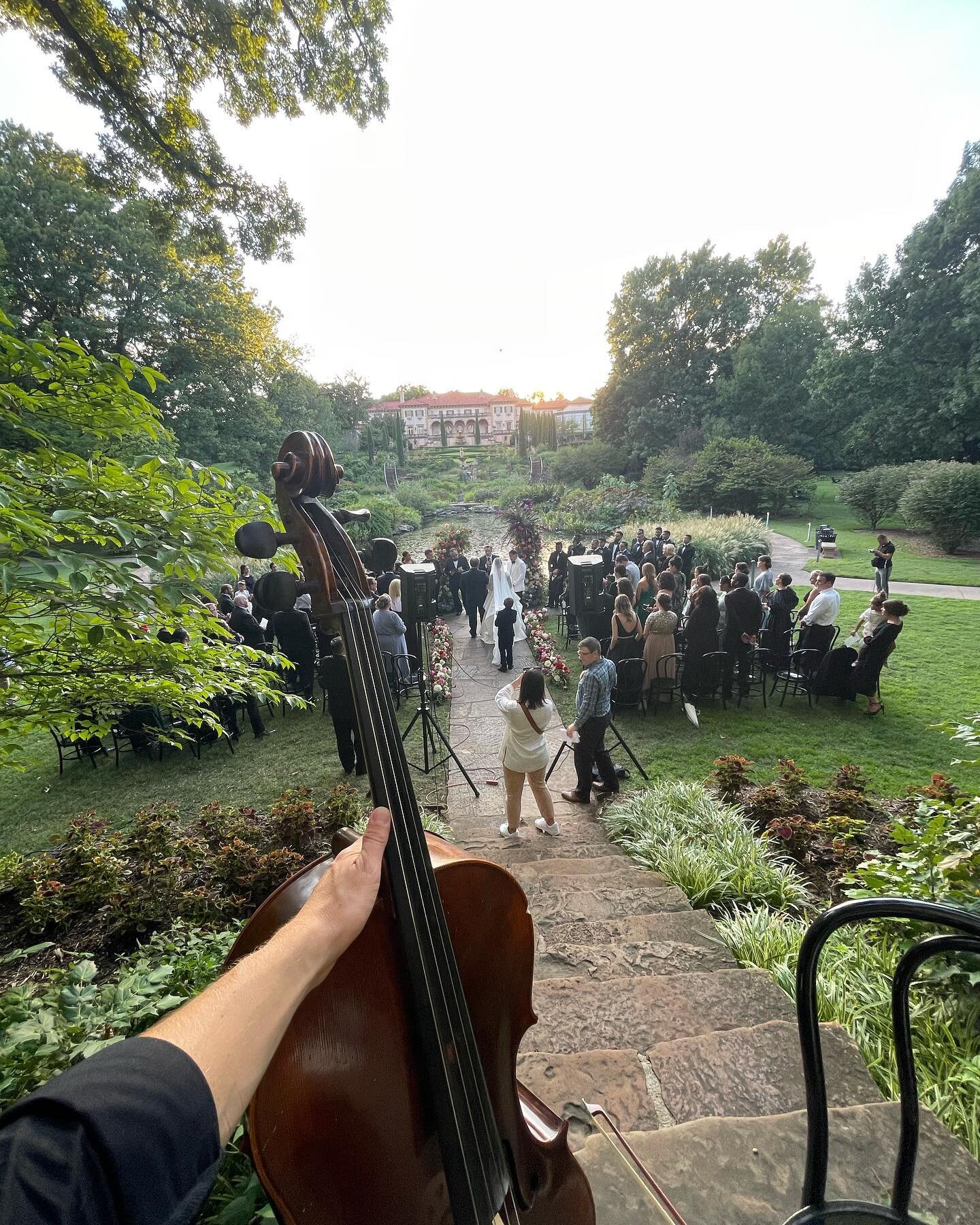 I&rsquo;ll remember this experience for a loooong time. Such a special evening! 

#music #cello #cellist #livemusic #weddingmusic #stringinstruments #classicalmusic #canoninD #bridalparty #outdoorwedding #weddingvenue #indoorwedding #summerwedding #f