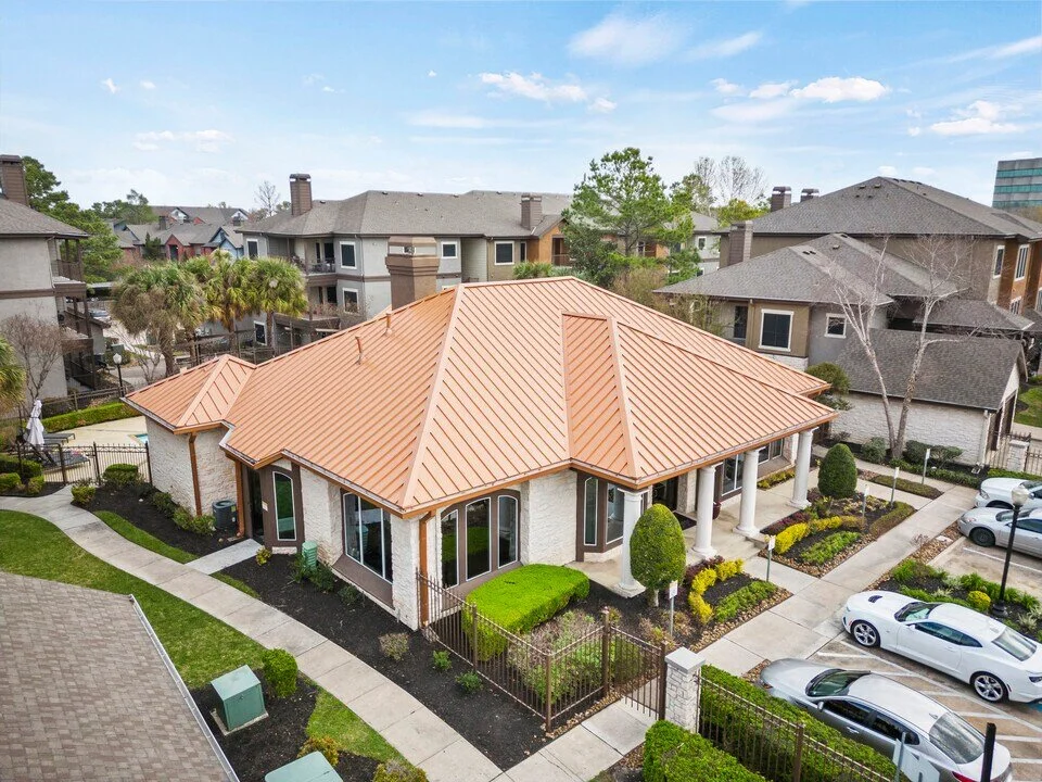 beckley-apartments-houston-tx-leasing-office.jpg