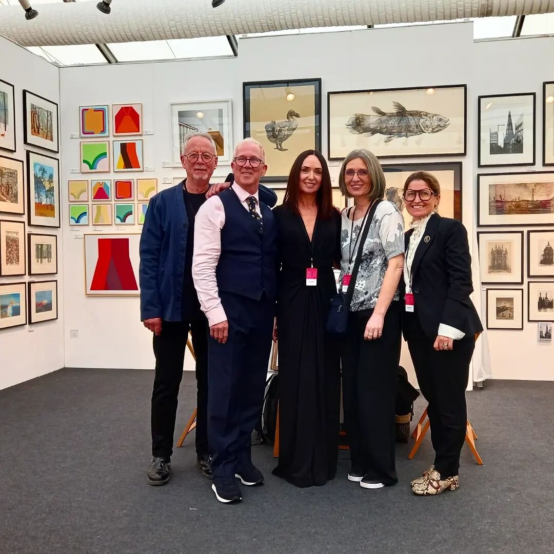 Just moments before the opening preview night at the Affordable Art Fair Hampstead with the Arc Fine Artists. Great artists and wonderful people.
@petertown 
@tammymackayart 
@timsouthallart &amp; @melaniebellisartist 

#affordableartfairhampstead 
#