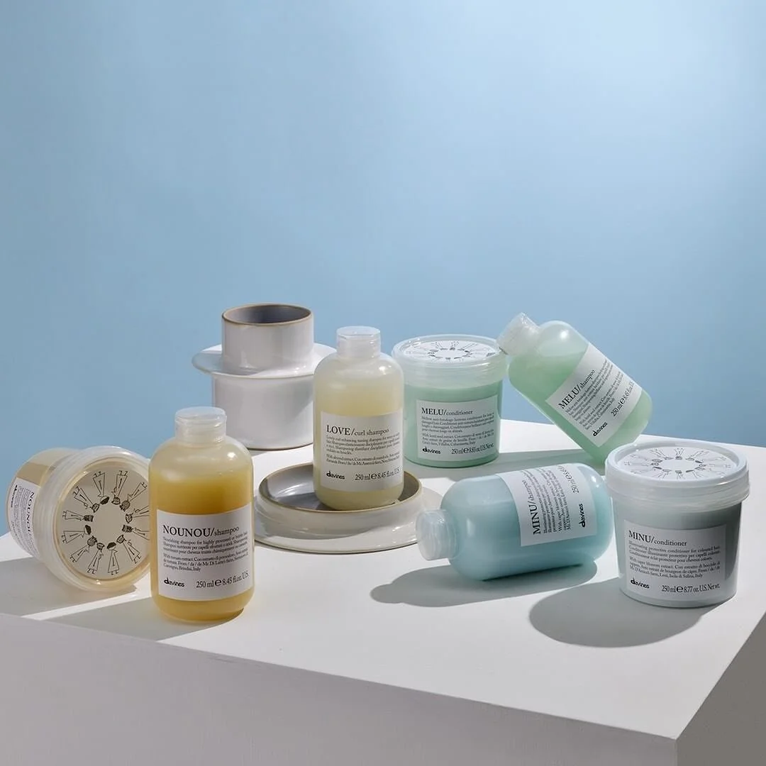 Posted @withregram &bull; @davinesofficial ♻️ Did you know that 100% of Davines packaging is carbon neutral?
This means that all greenhouse-gases emissions generated by the packaging lifecycle are measured and neutralized through reforestation and so