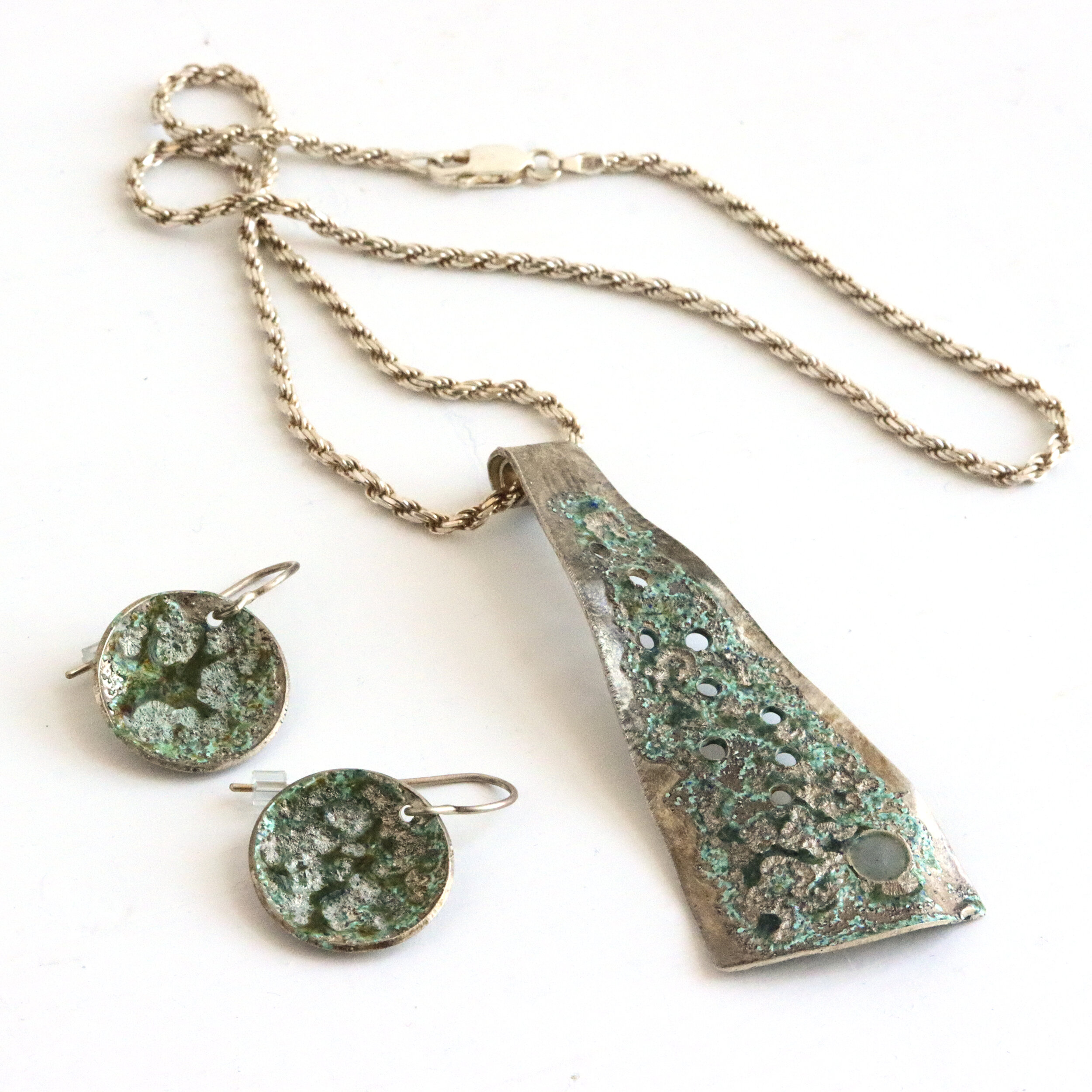 Lynn Adams Jeweler Necklace and Earring Set