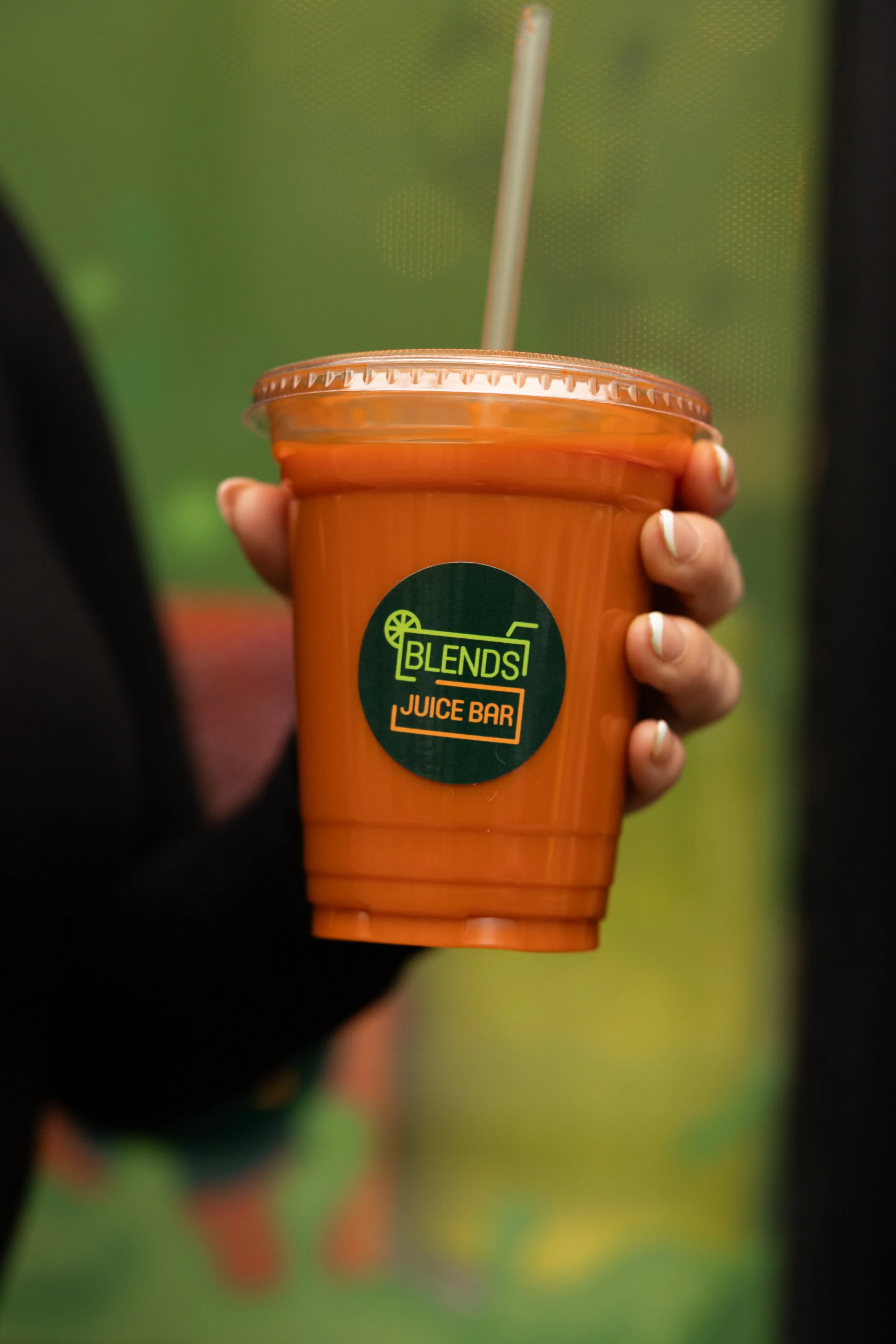 BLENDS JUICE BAR: Immune Booster Juice