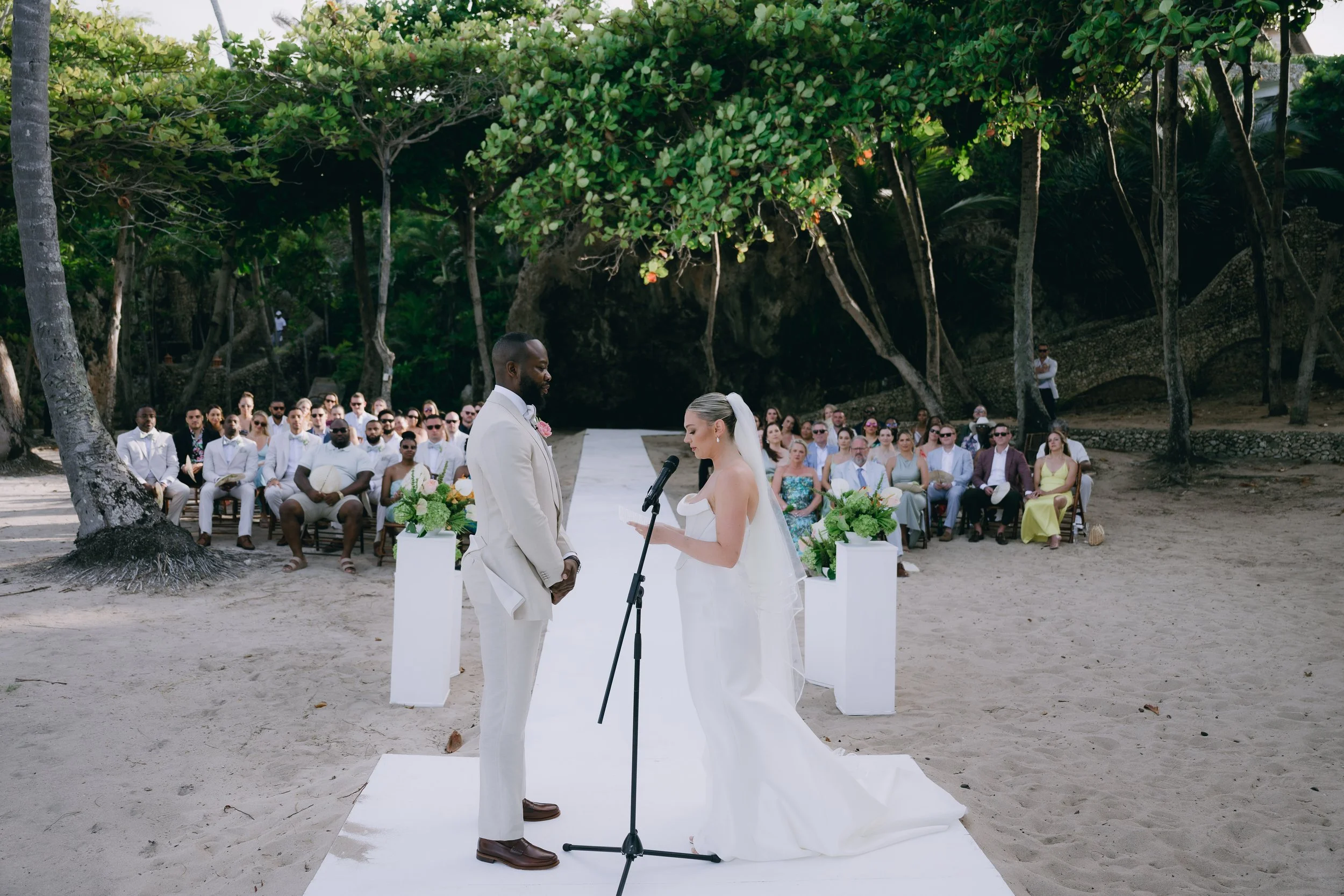 Madeline&LawrenceWedding-849.jpg