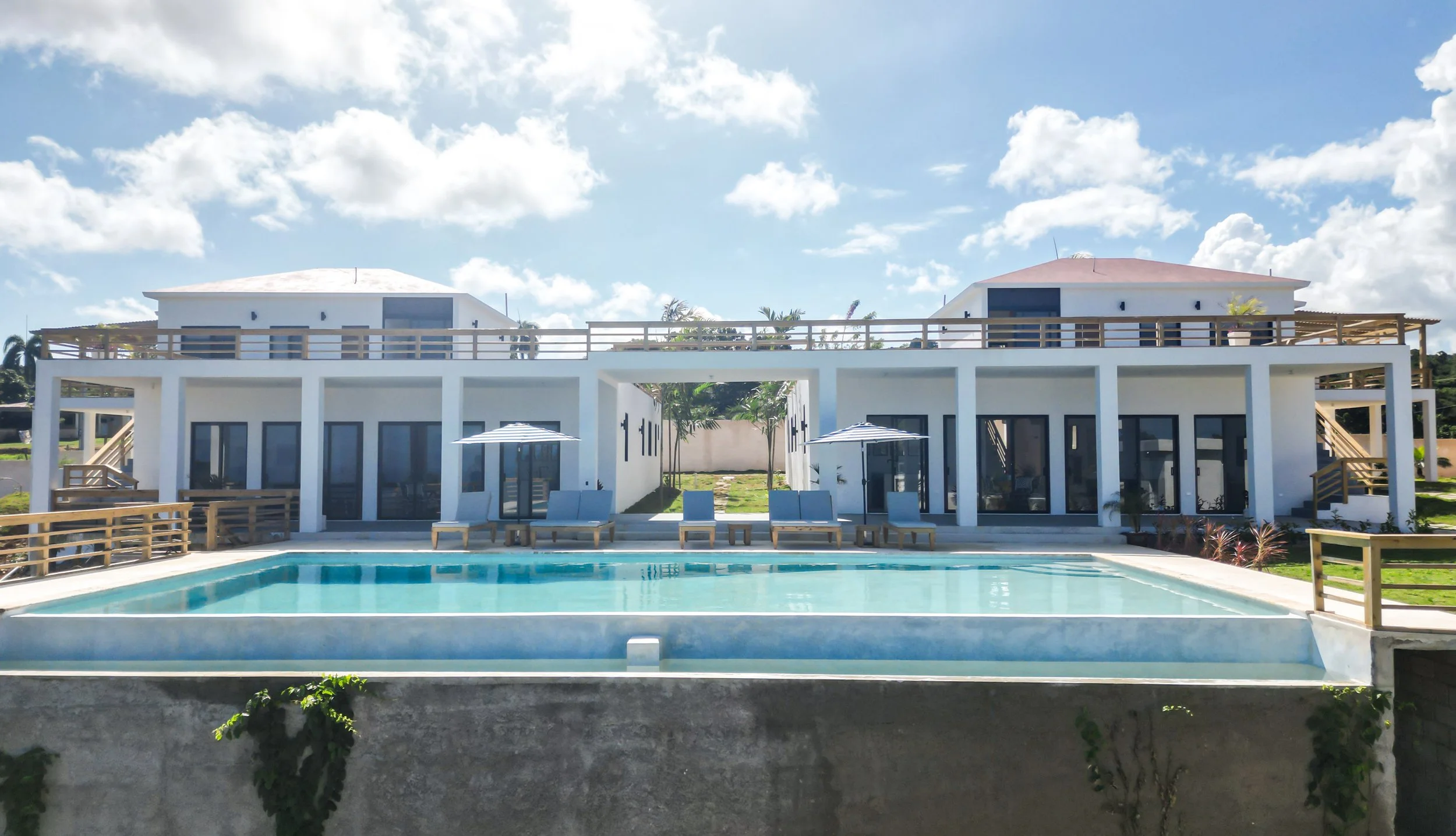 VILLA LAS HERMANAS