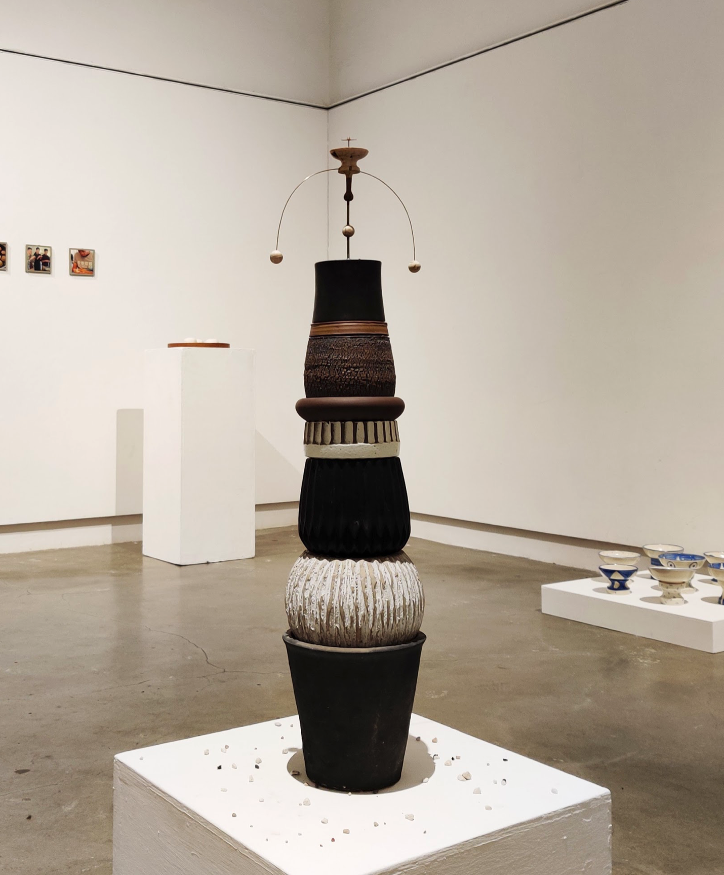 Sustained Gravity,2019